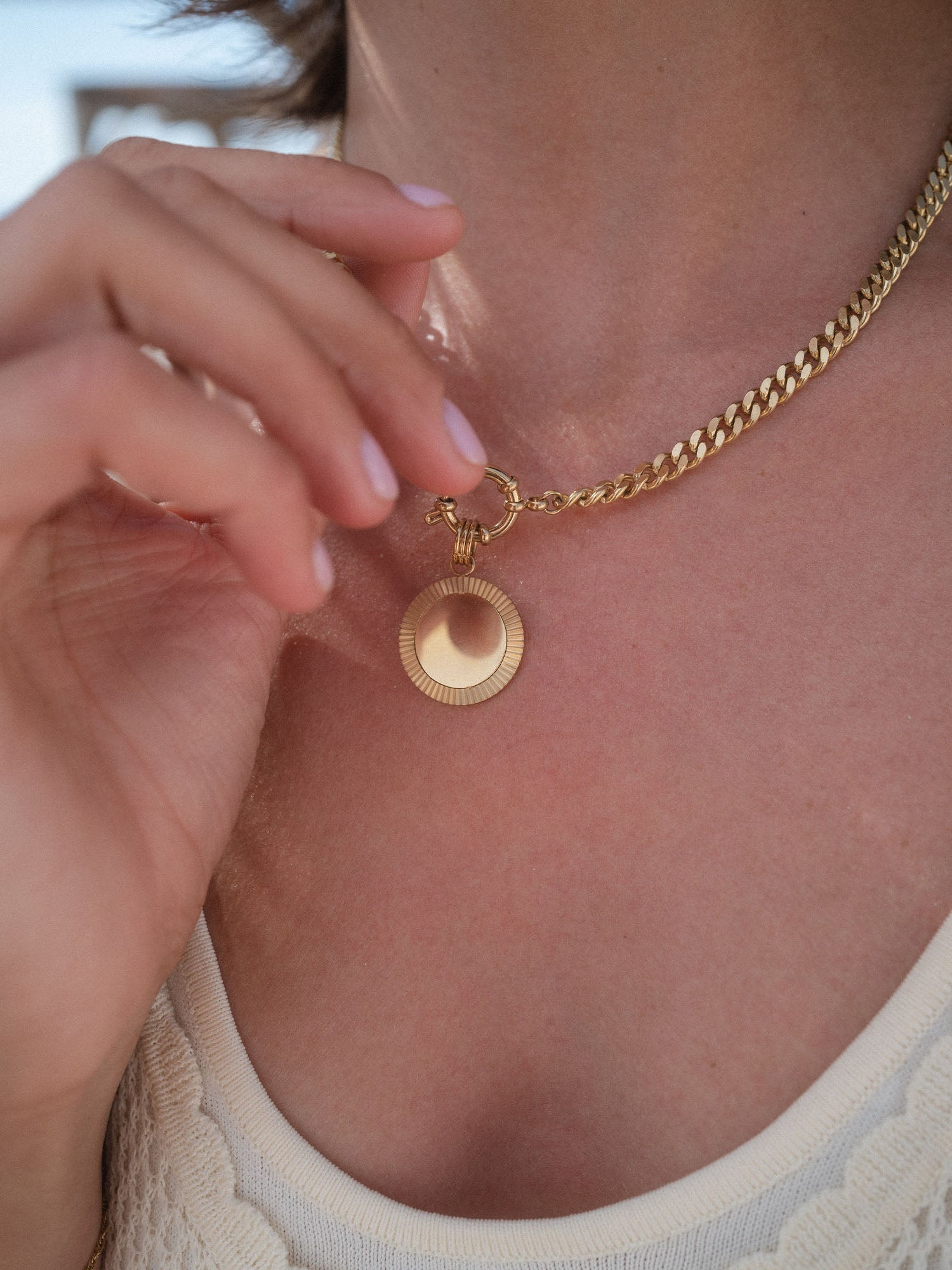 purelei-inner-circle-charm-gravierbar-21-9-mm image 2