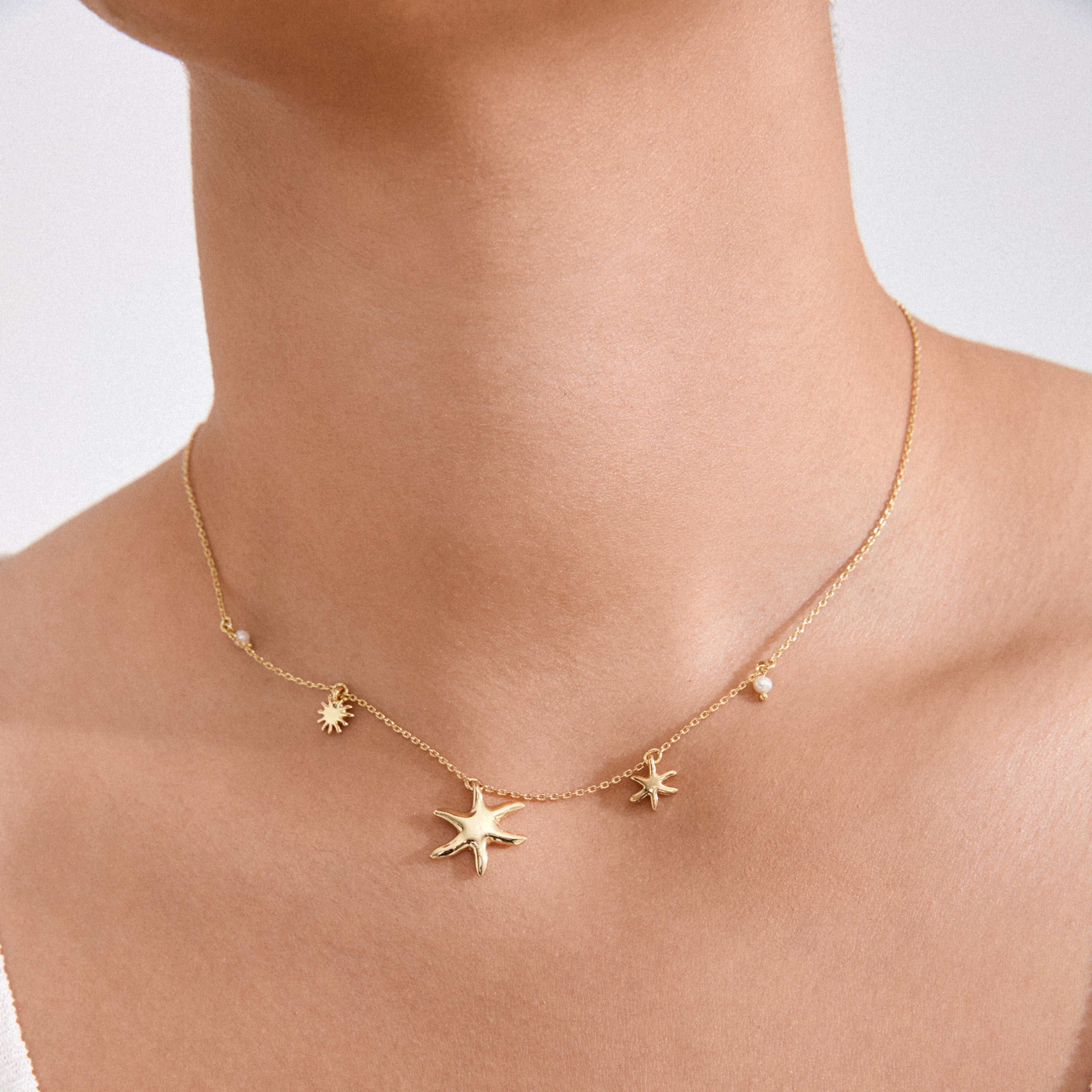 pilgrim-prism-halskette-goldplattiert-mit-seestern-charms-perlen image 3