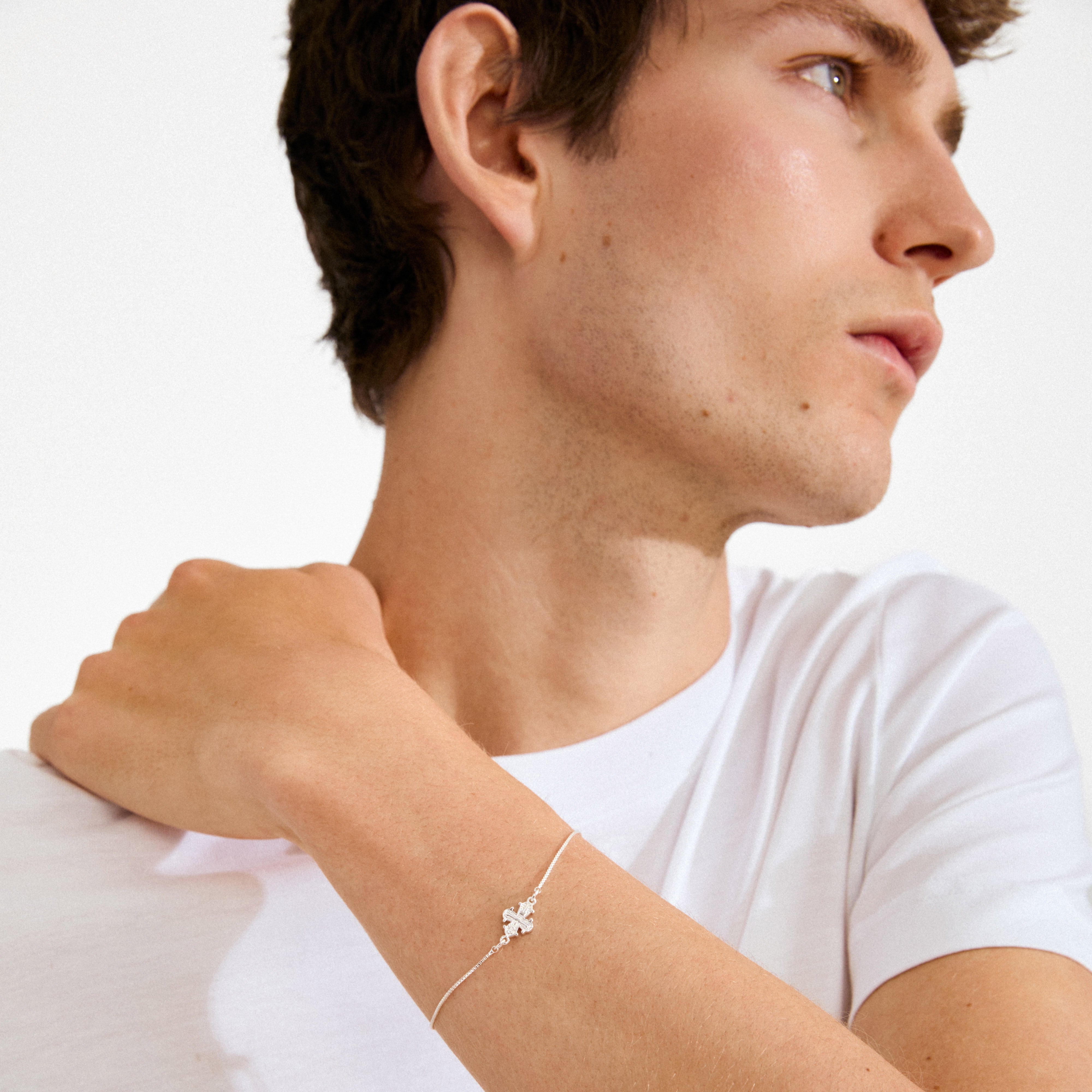 pilgrim-dagmar-armband-versilbert-mit-kreuz image 3
