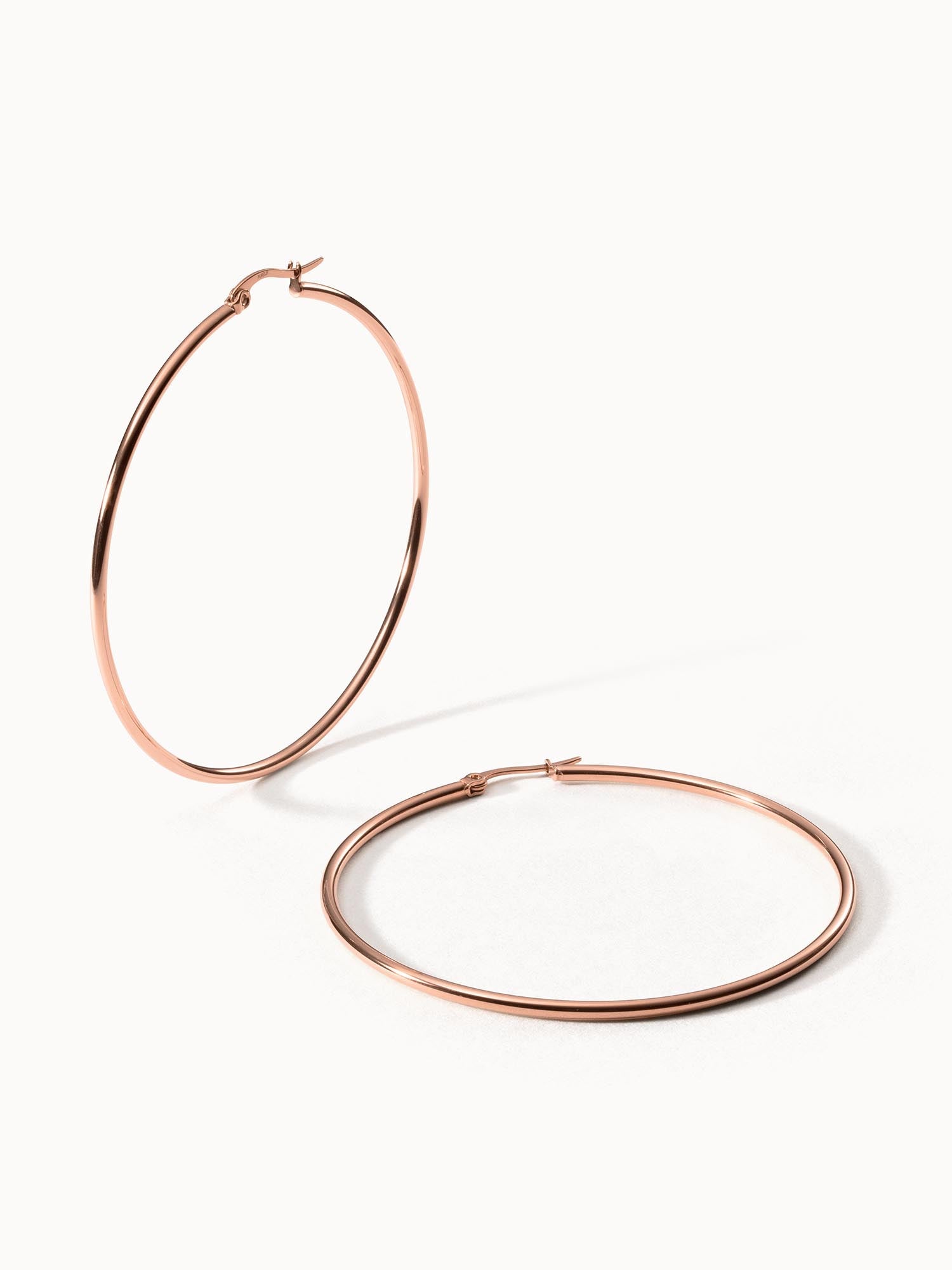 purelei-hoops-ohrringe-klassische-creolen-in-gold image 5
