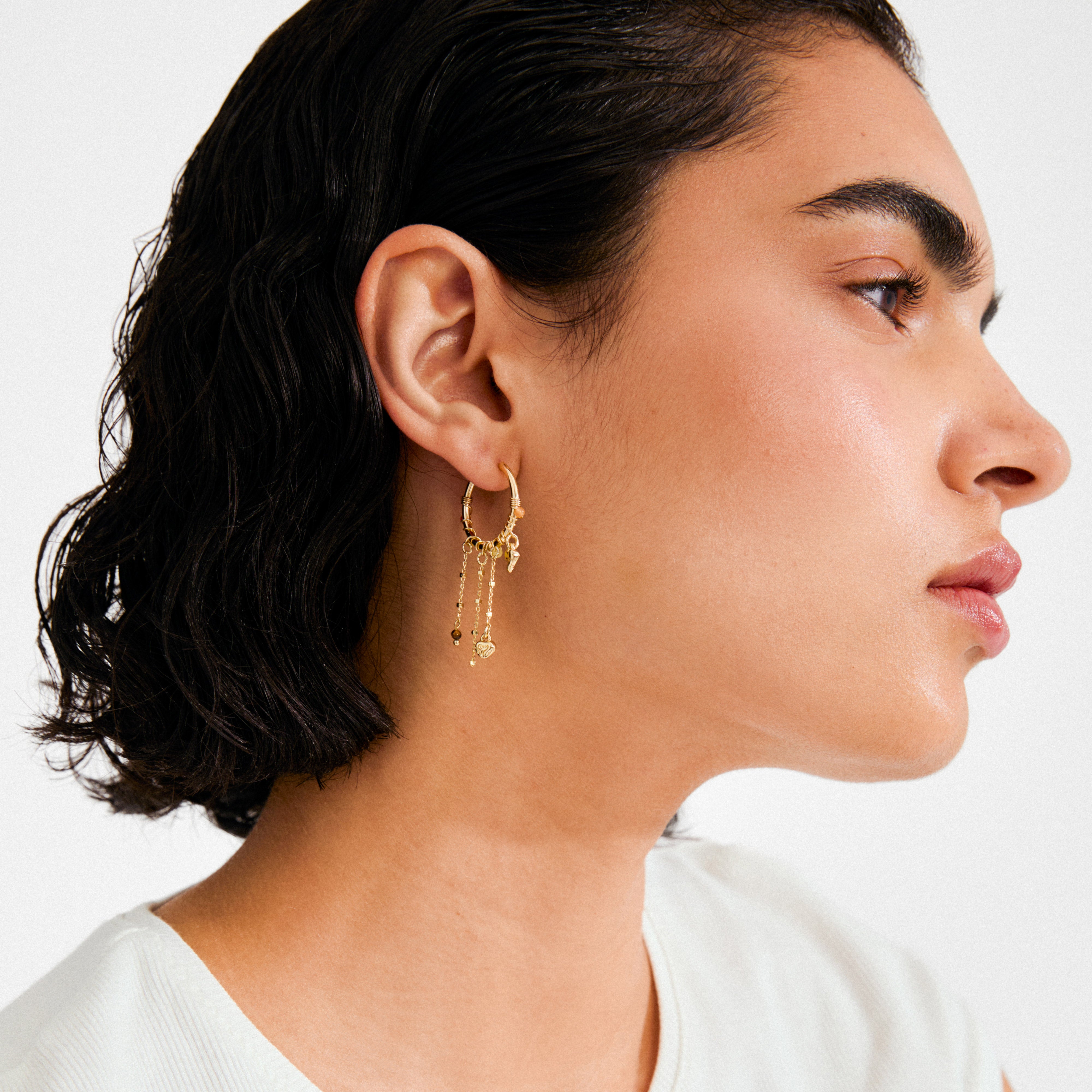 pilgrim-mylan-hoops-gold-plated-mit-charms-und-halbedelsteinen image 2