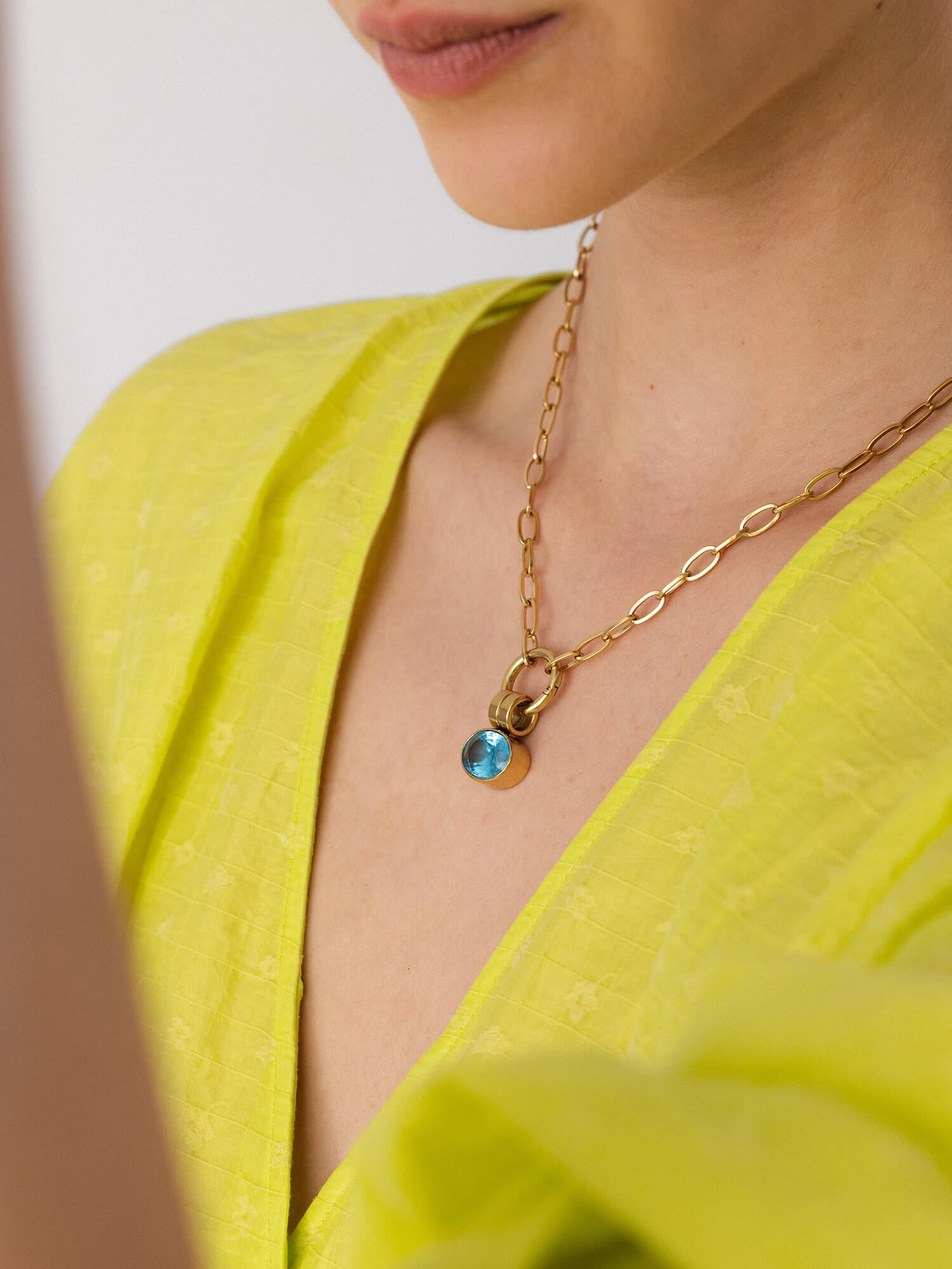purelei-sky-blue-charm-ovaler-charm-anh-nger-mit-hellblauem-zirkonia image 5
