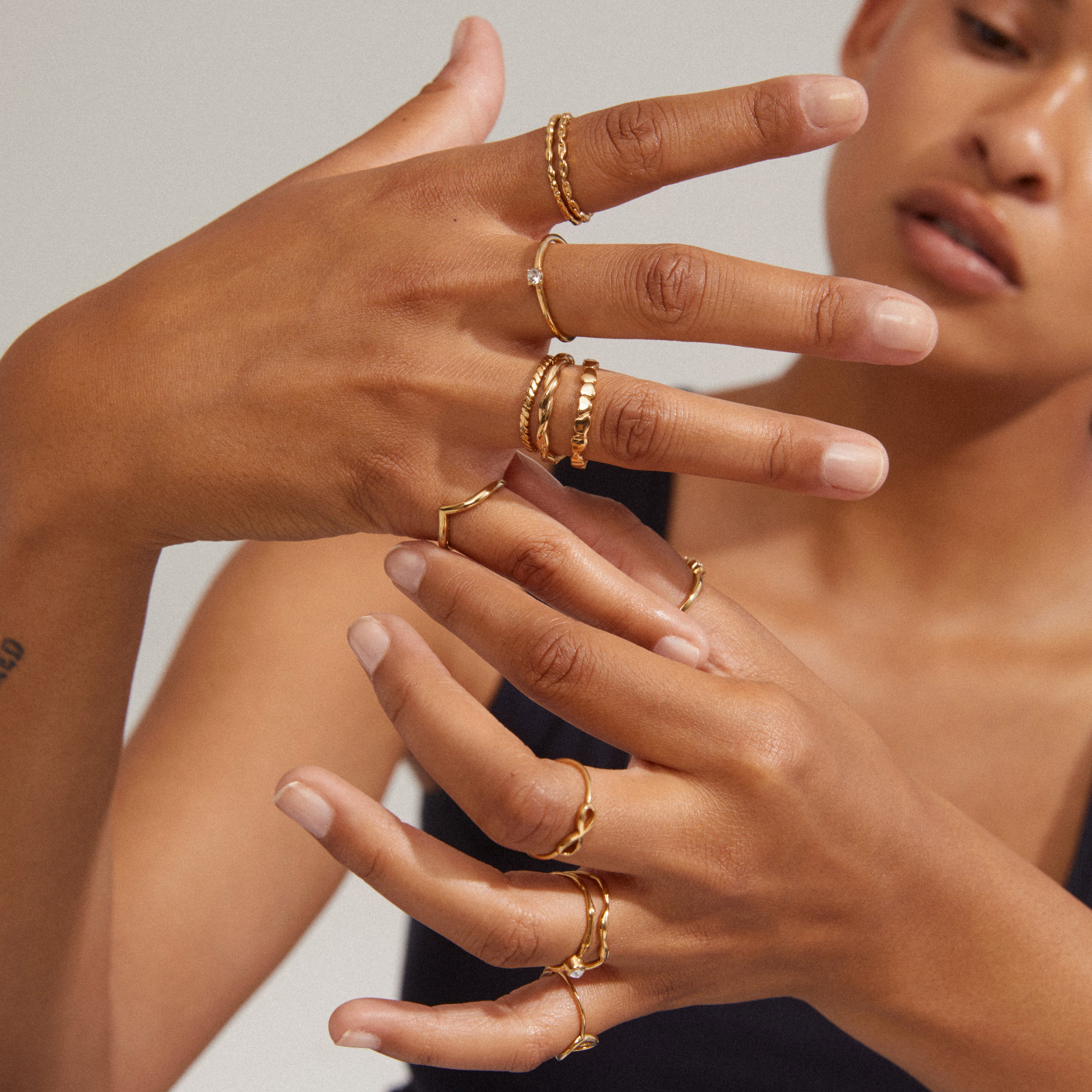 pilgrim-lulu-stack-ring-goldplattiert-herz-mit-kristall image 3