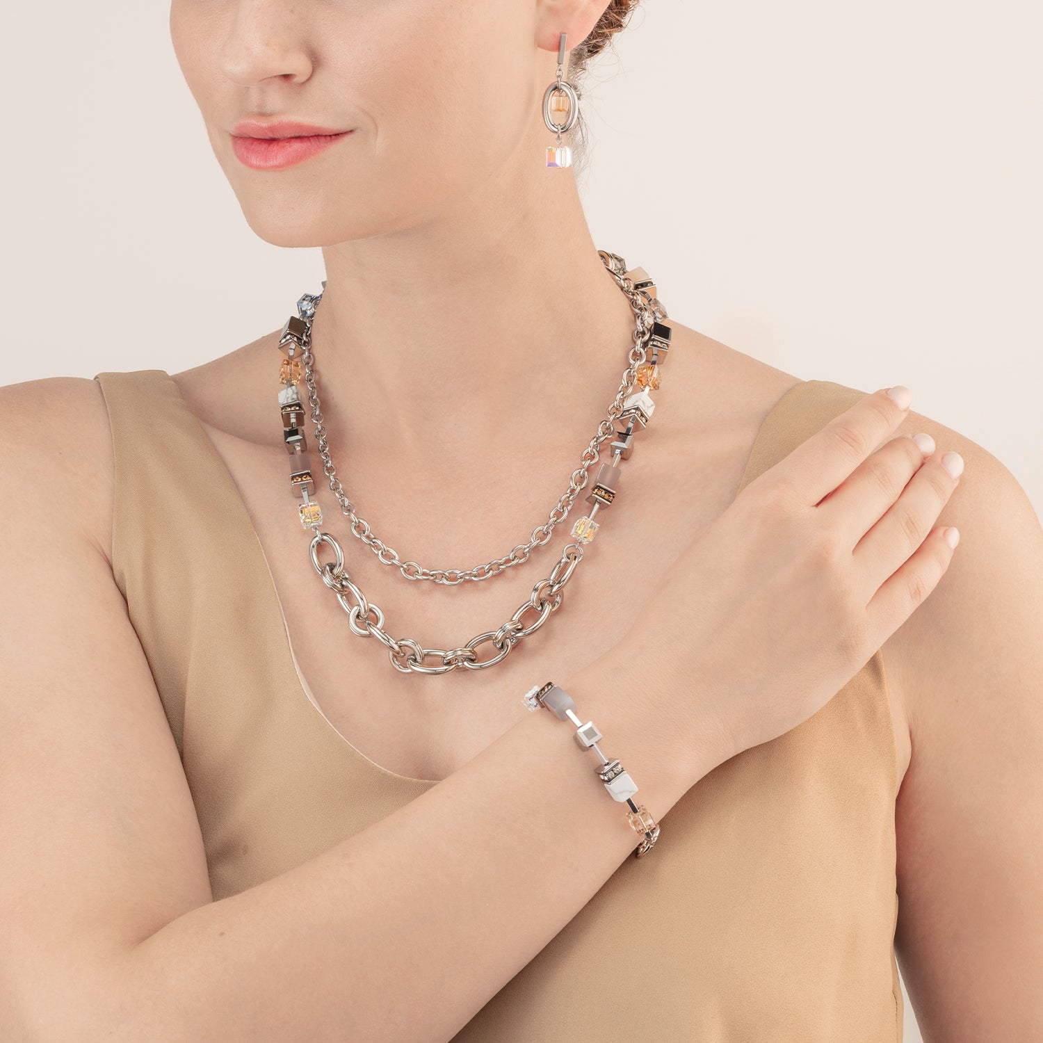 coeur-de-lion-halskette-geocube-statement-precious-chunky-chain-multiwear-grau-b image 4
