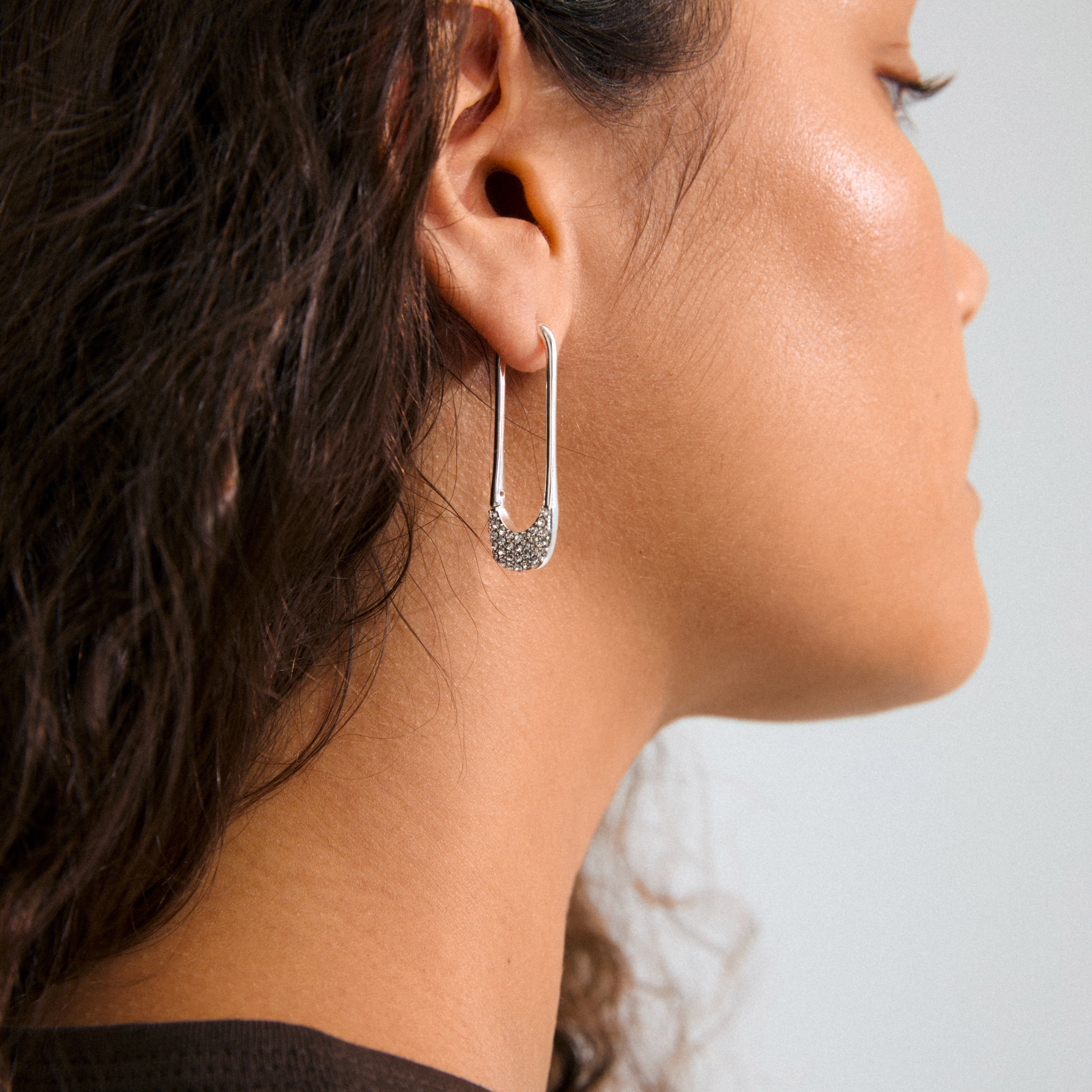 pilgrim-instant-hoops-versilbert-oval-mit-kristallen image 3