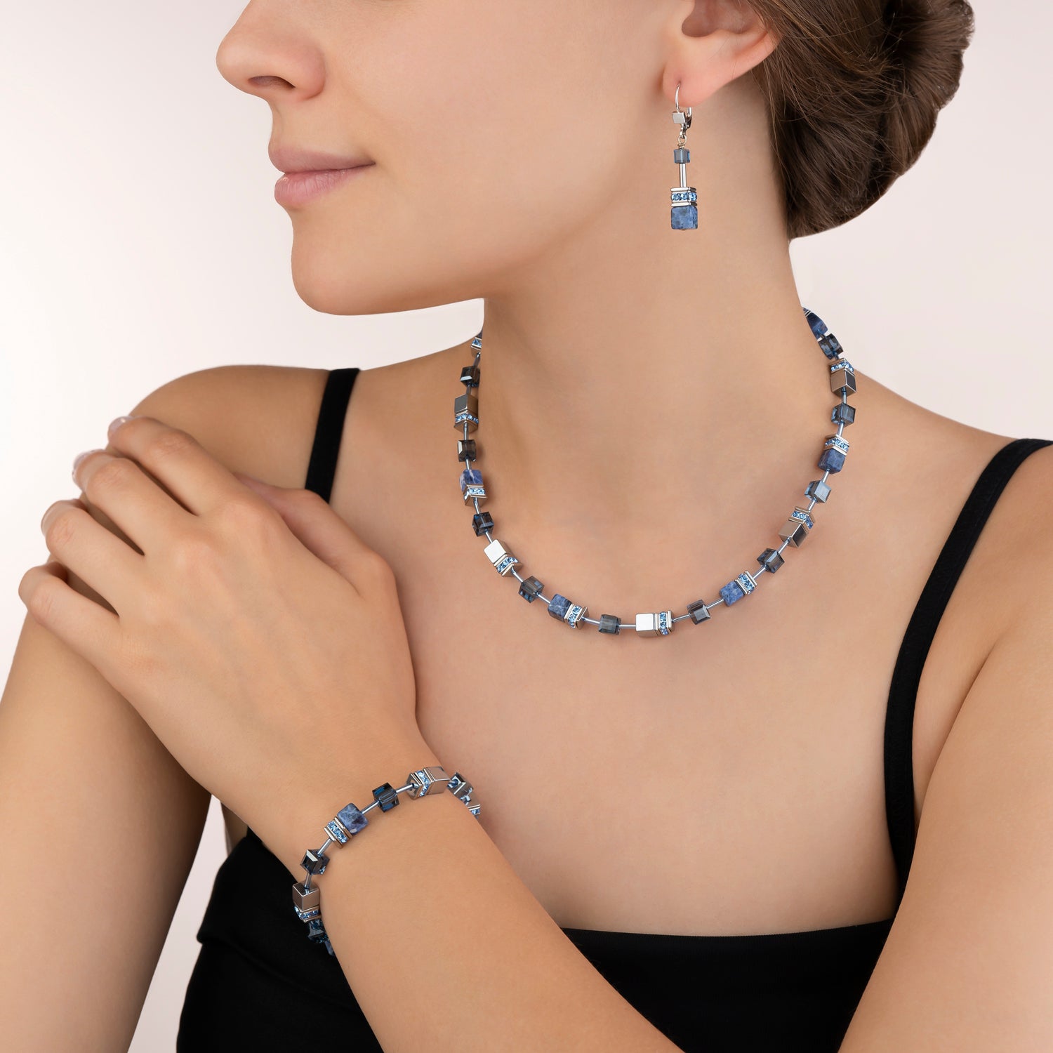 coeur-de-lion-geocube-armband-sodalith-h-matit-blau image 4
