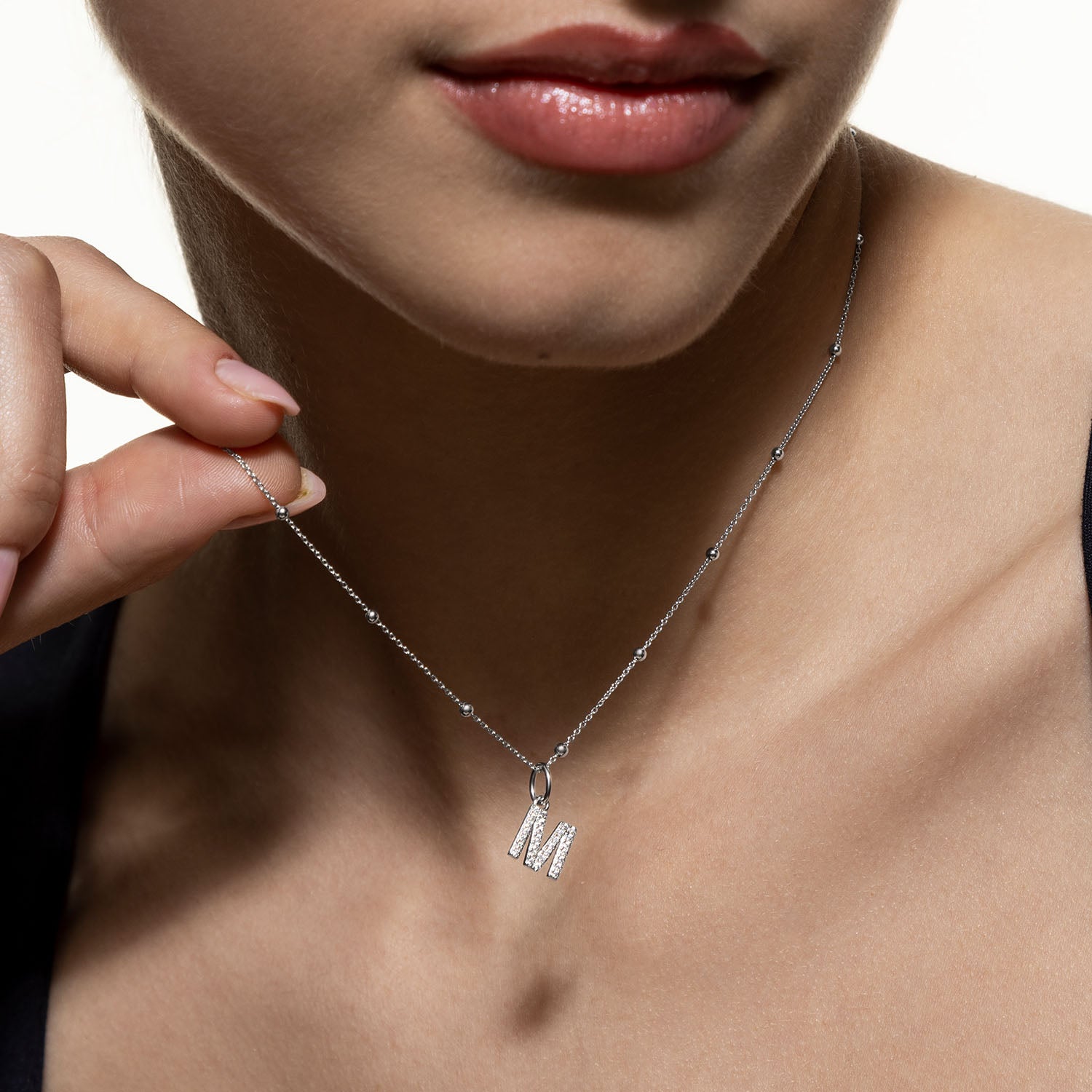 xenox-m-letter-charm-anh-nger-925-sterlingsilber-18k-vergoldet-mit-zirkonia image 4