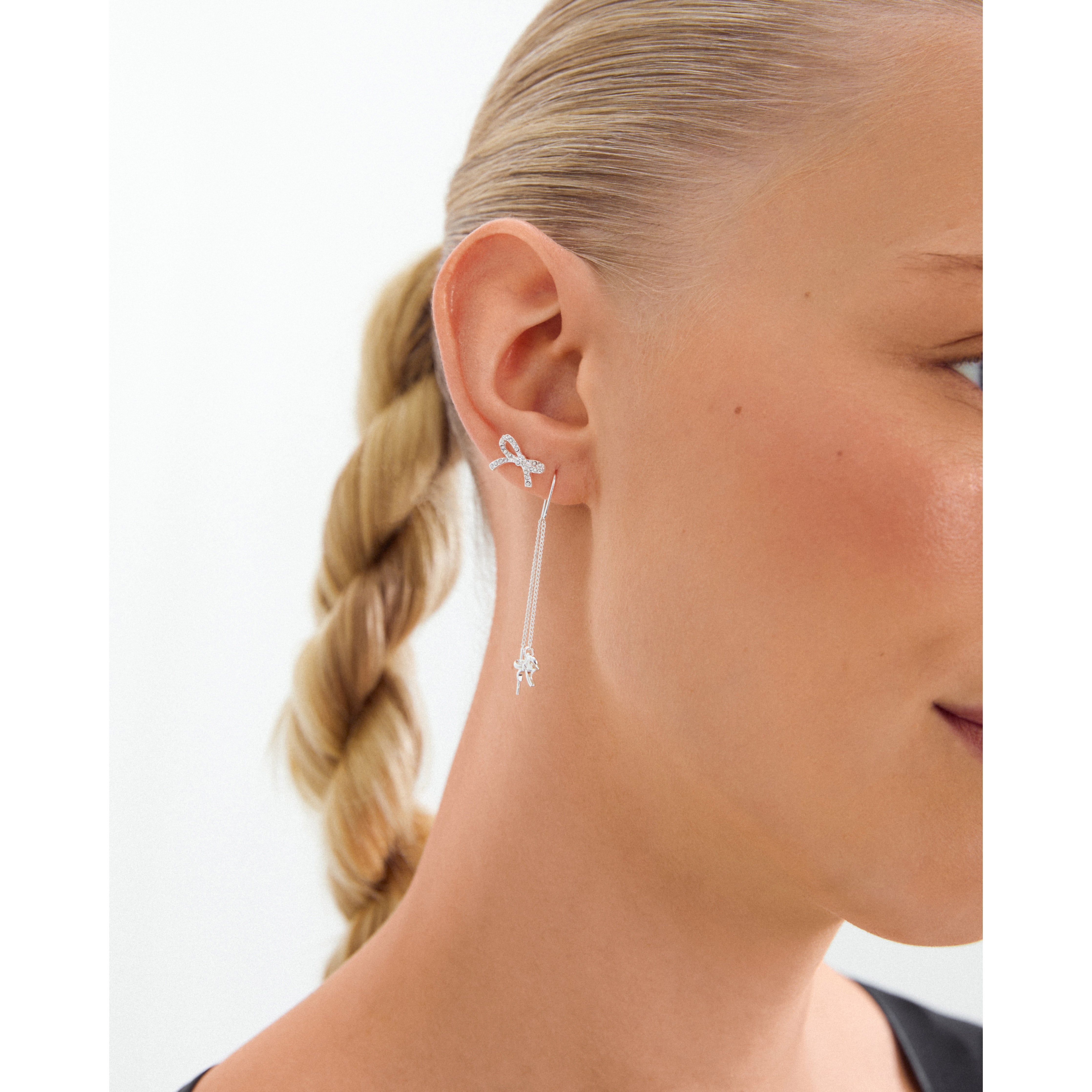 pilgrim-catharina-ohrringe-versilbert-schleifen-ohrstecker-mit-preciosa-kristall image 3