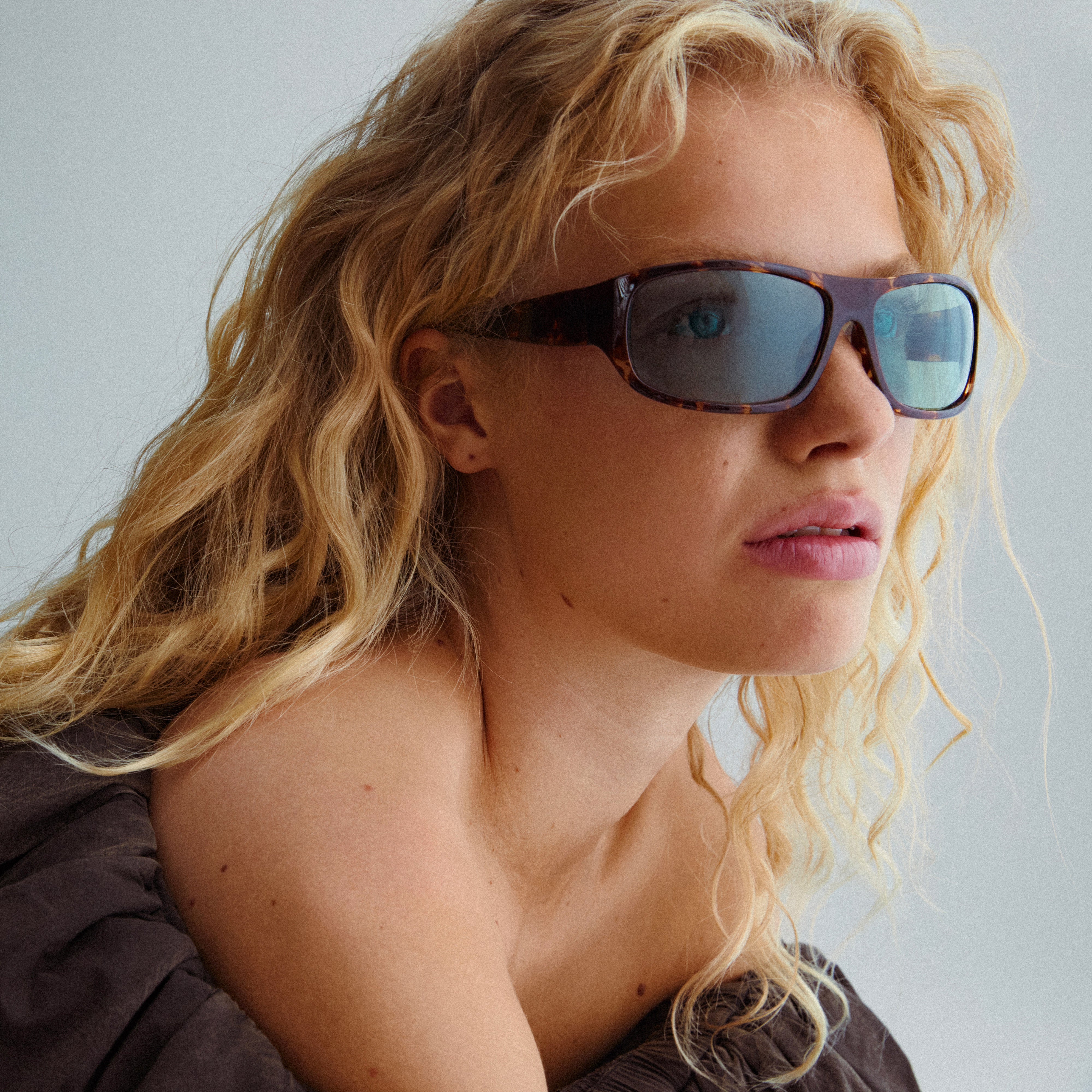 pilgrim-gertrud-sonnenbrille-tortoise-braun image 2