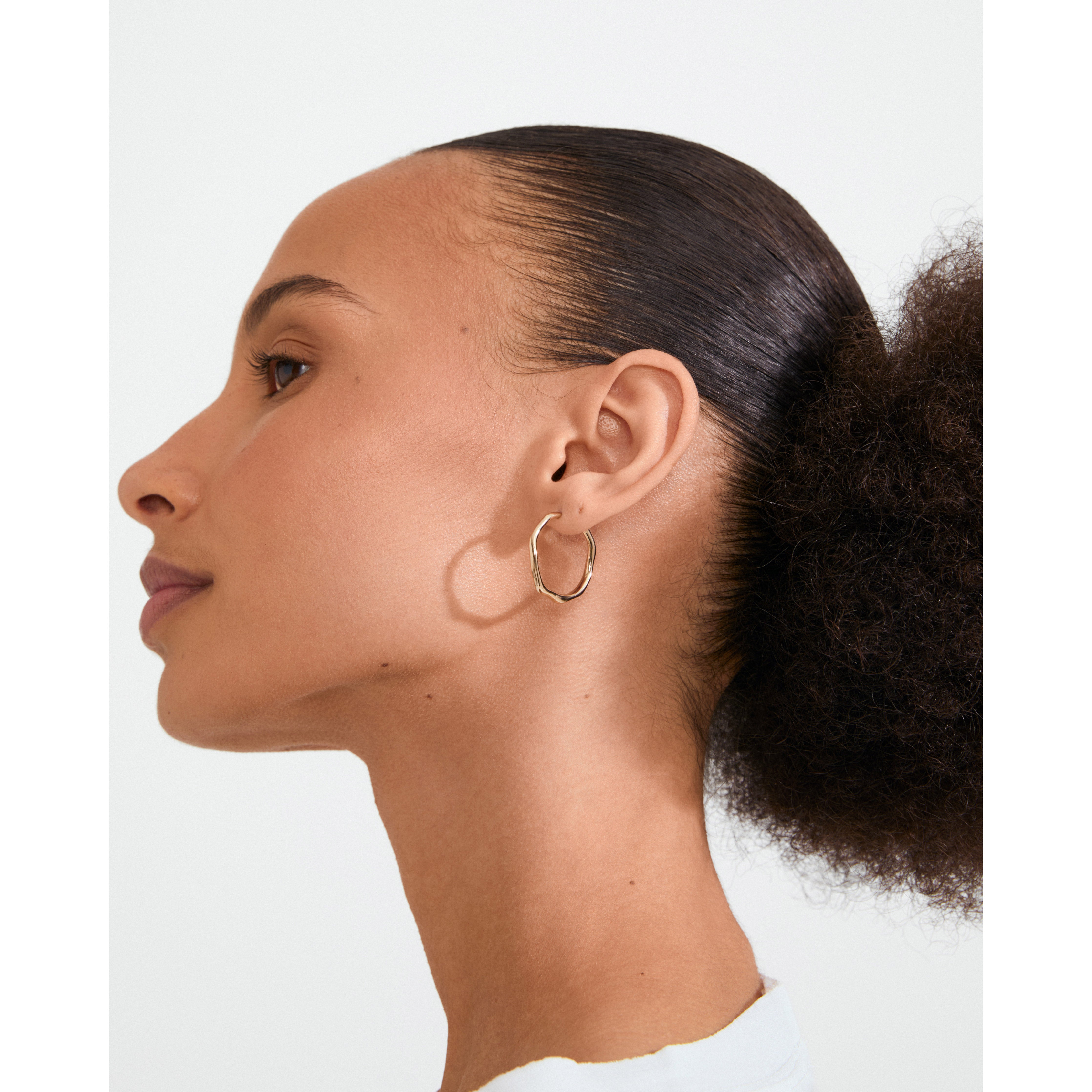 pilgrim-x-dea-pave-hoop-03-creole-24-mm-18k-goldplattiert-einzelst-ck image 2
