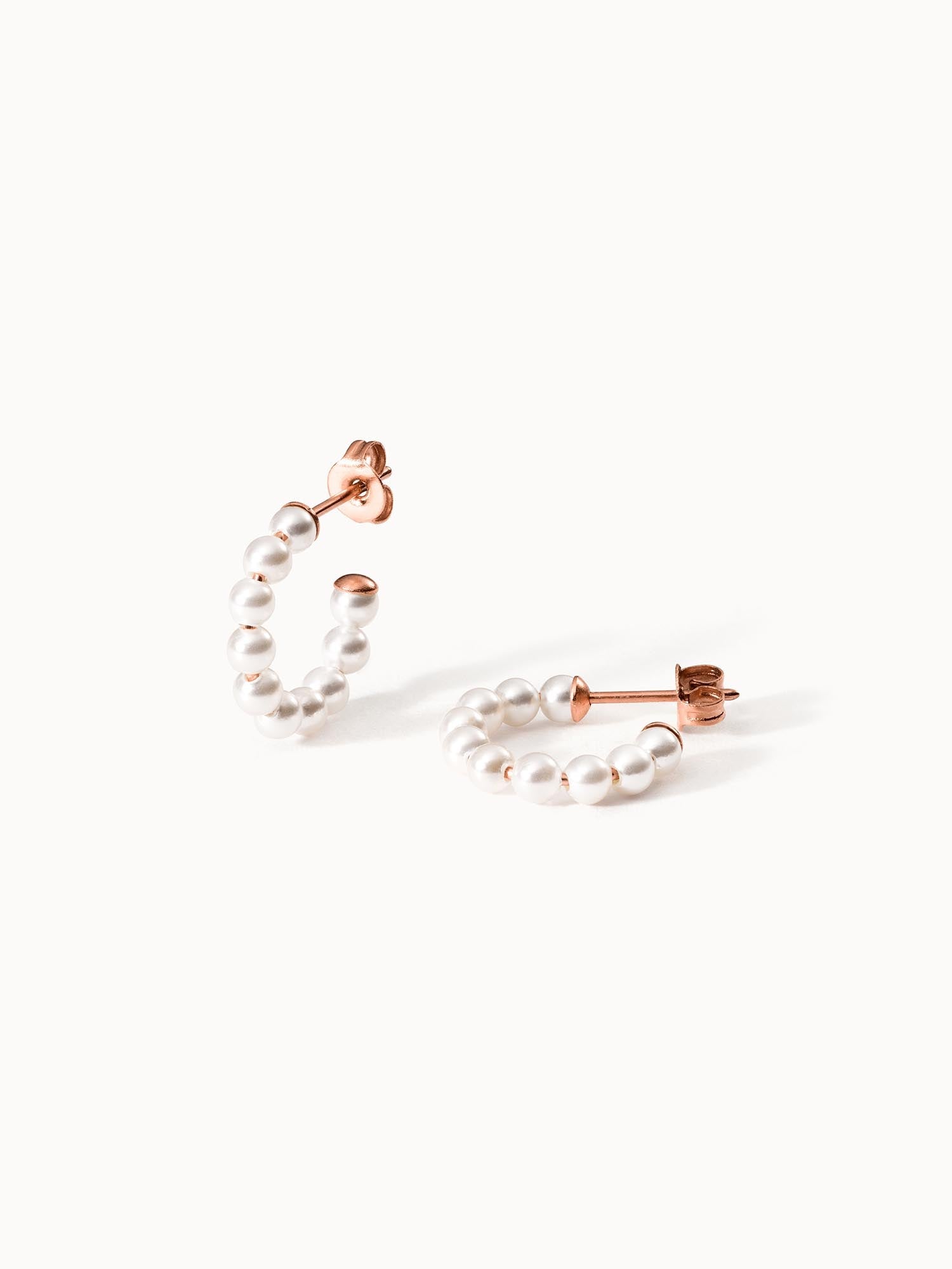 purelei-pure-soul-via-kollektion-creolen-ohrringe-mit-seashell-perlen image 8
