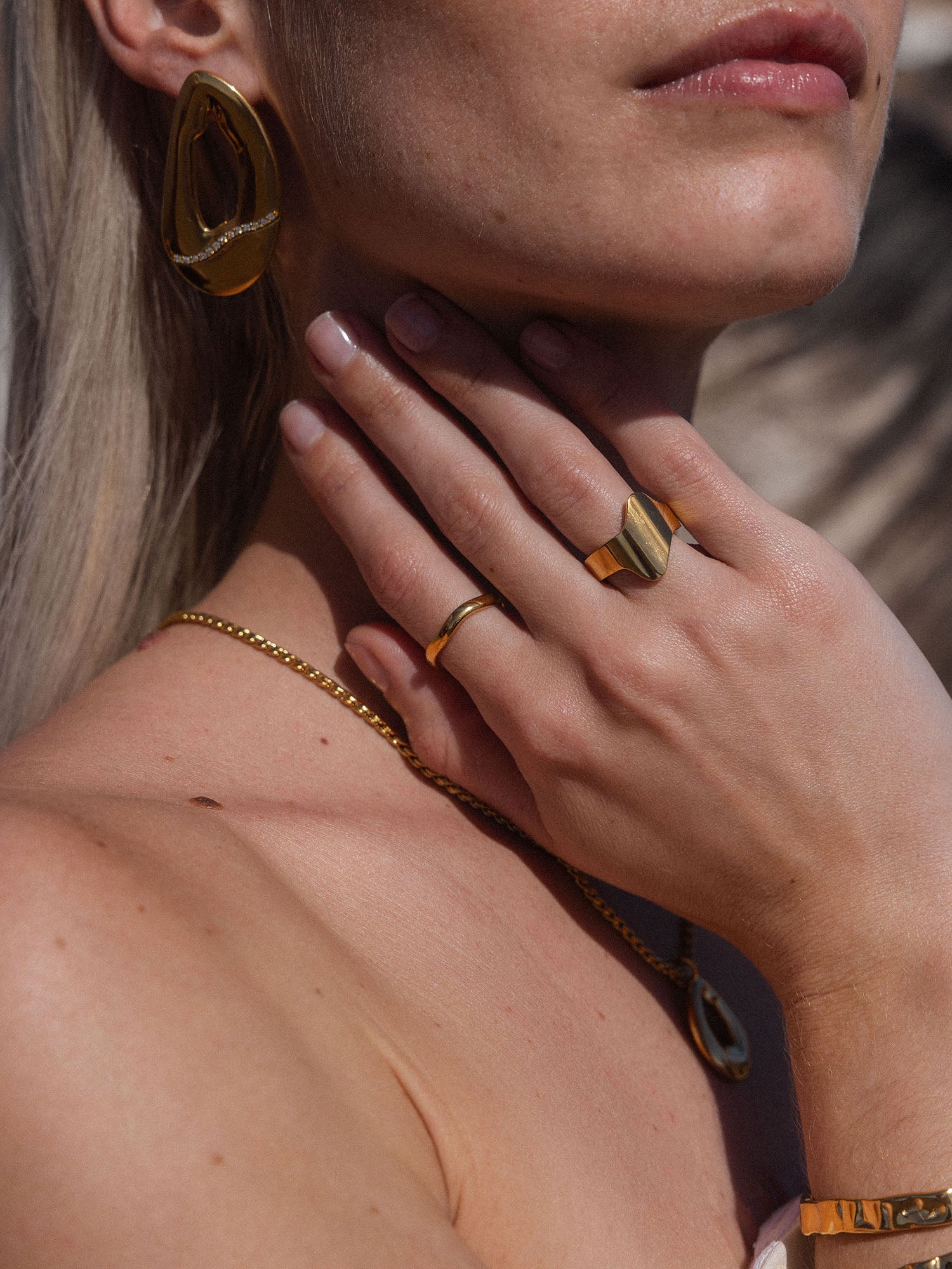 purelei-lava-ring-statement-ring-geschwungen image 2