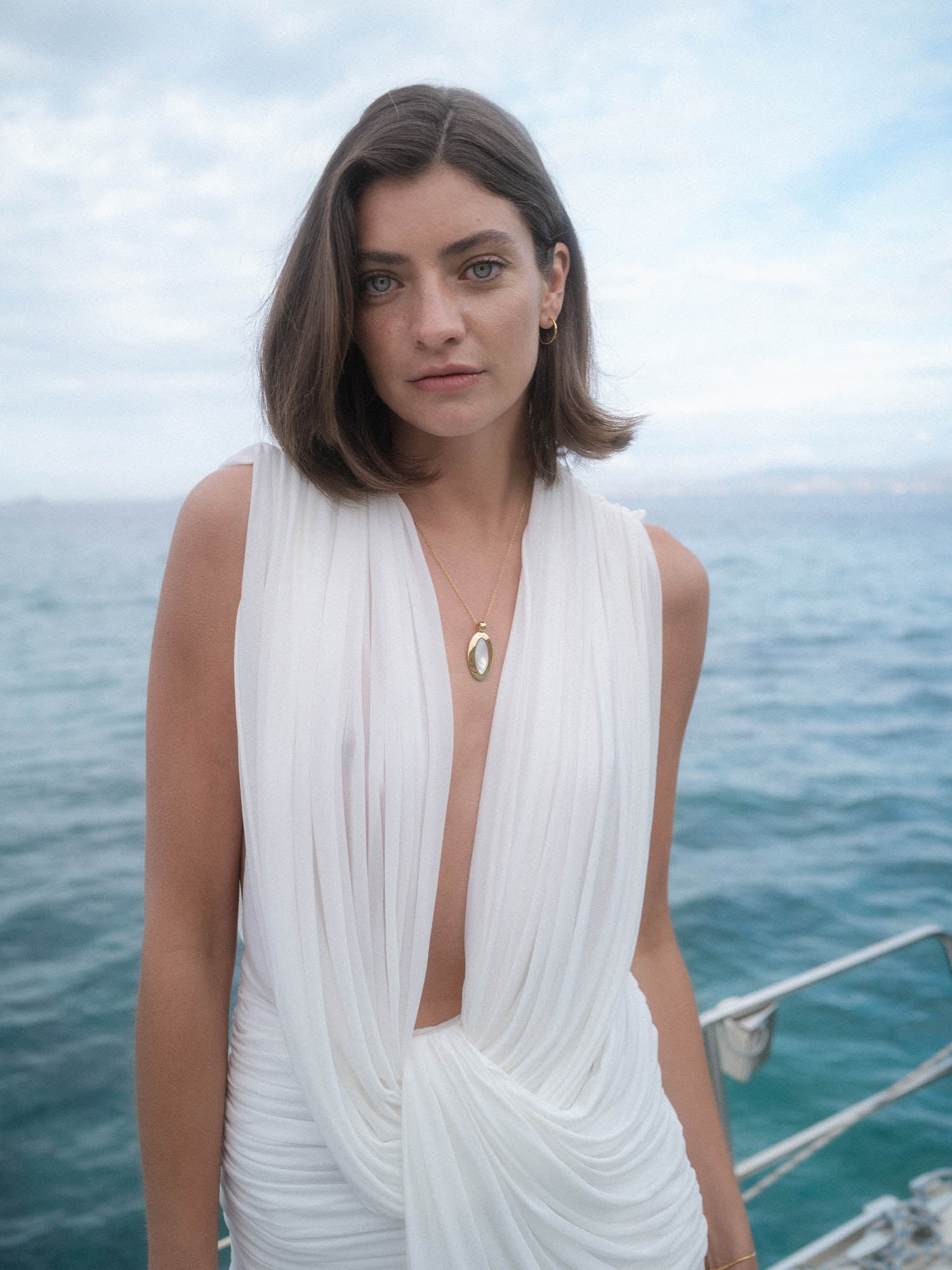 purelei-island-elegance-kette-klassische-halskette-mit-perlmutt-anh-nger-45-50-c image 4