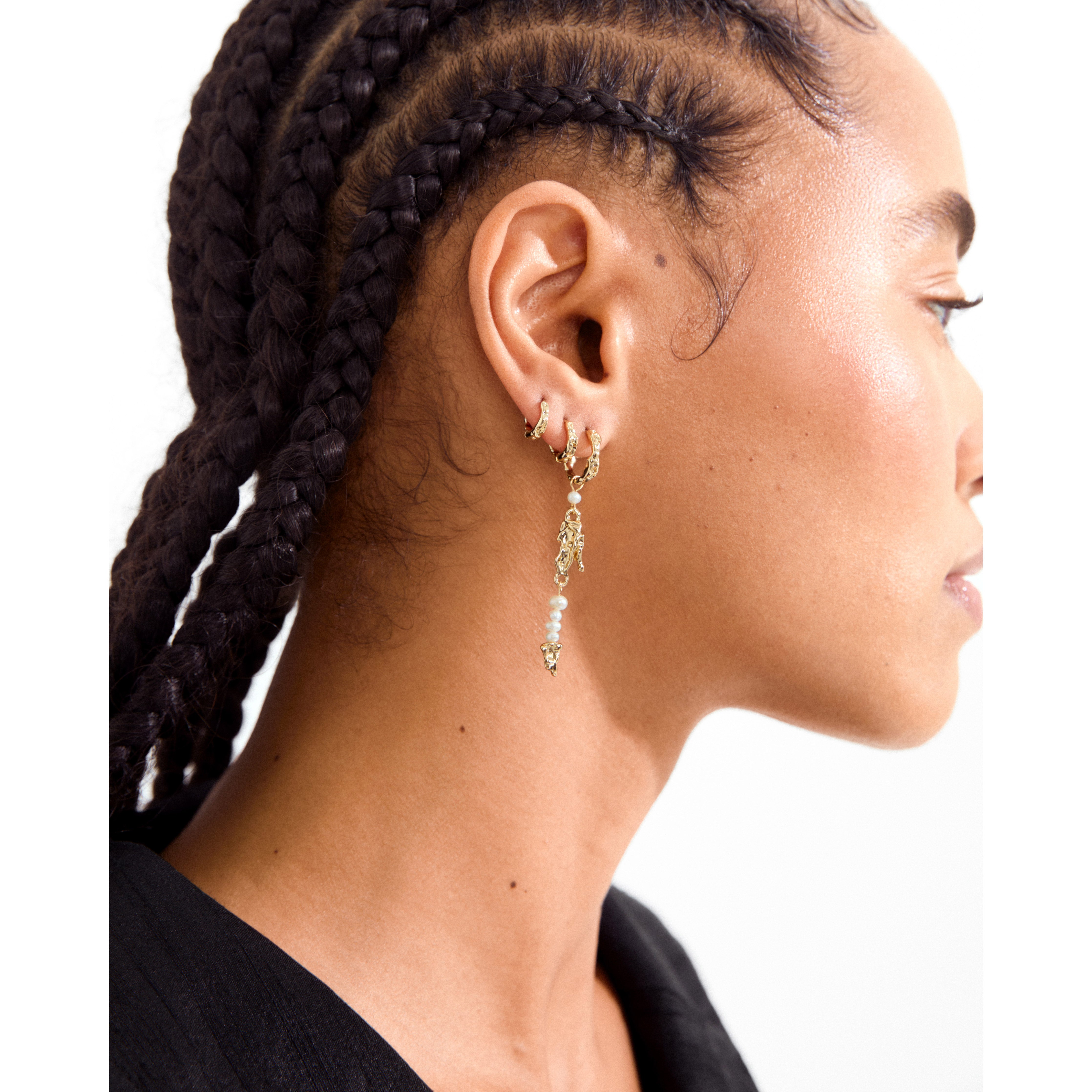 pilgrim-niya-ohrringe-gold-plated-mit-s-wasserperlen image 4