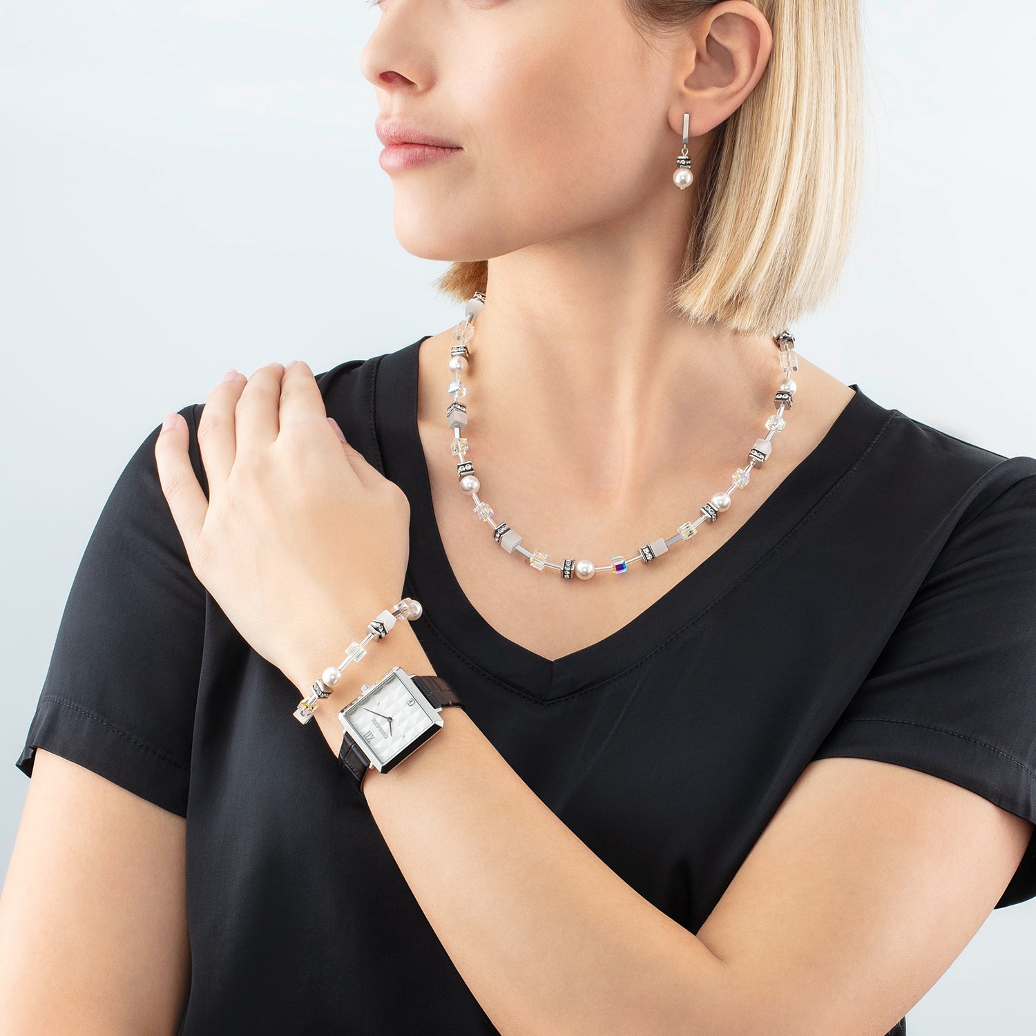 coeur-de-lion-iconic-cube-spikes-uhr-silber-mit-lederarmband-schwarz image 3