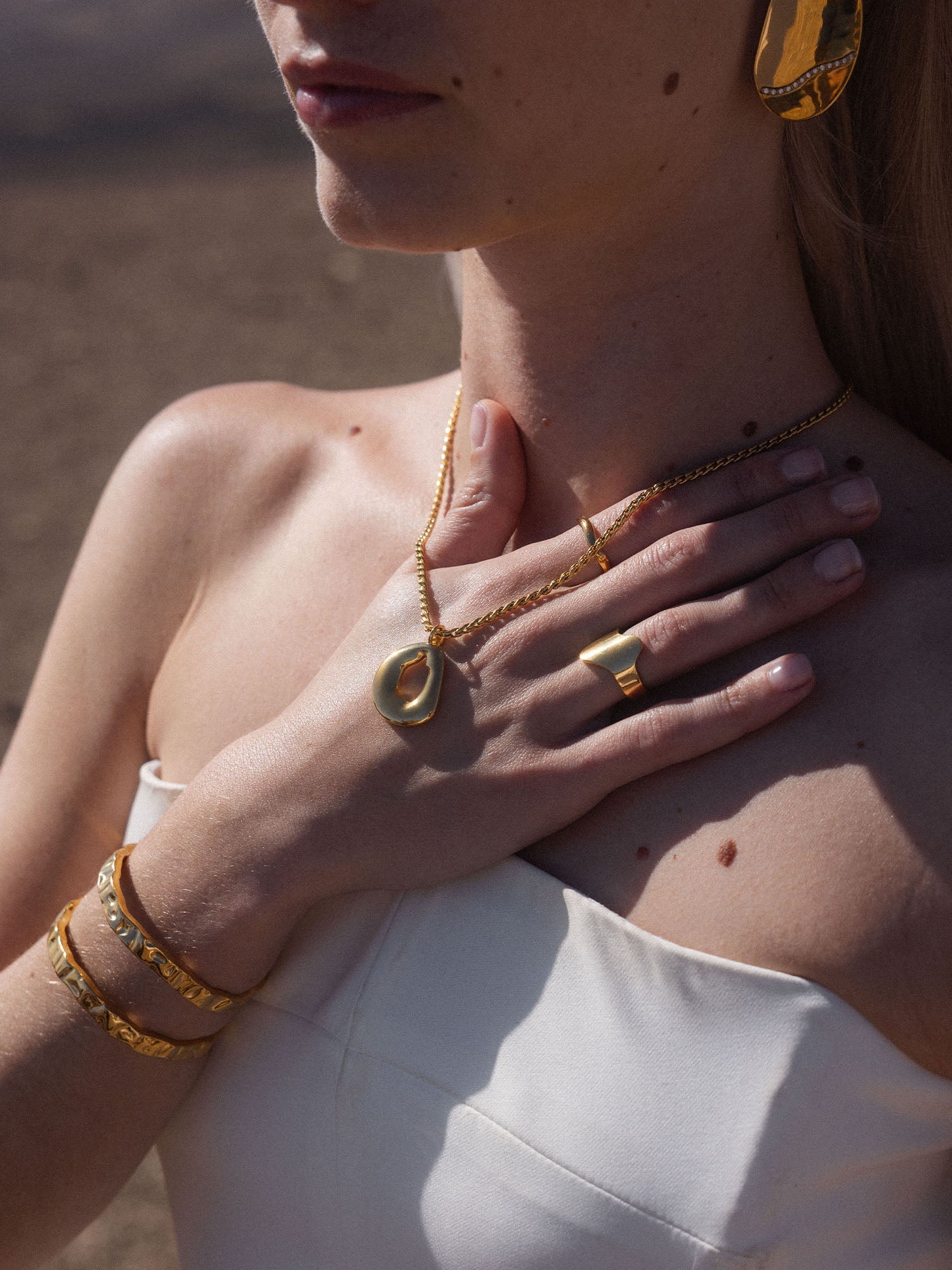 purelei-lava-ring-statement-ring-geschwungen image 7