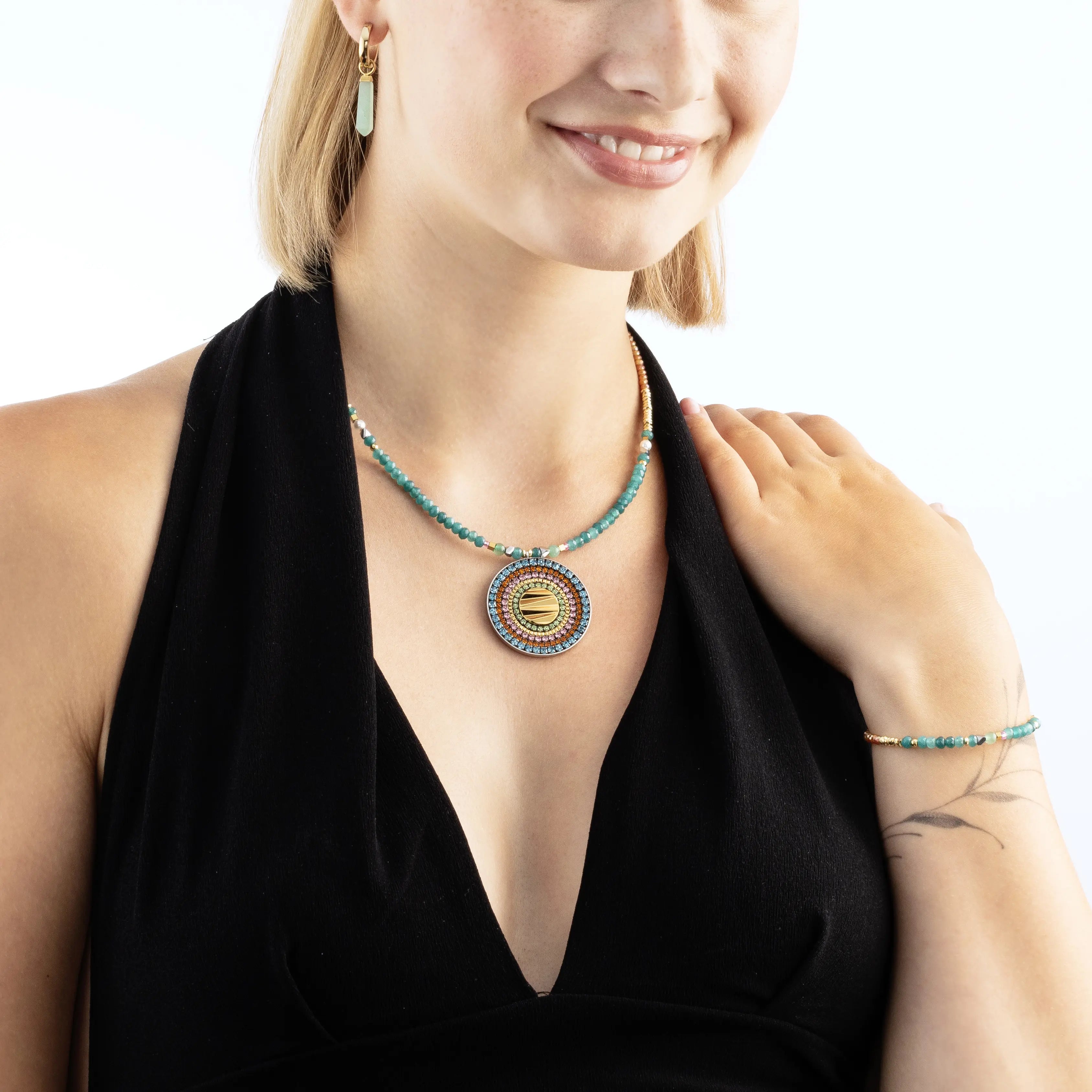 coeur-de-lion-armband-amulett-modern-future-gold-multicolor-boho-edelstein image 4