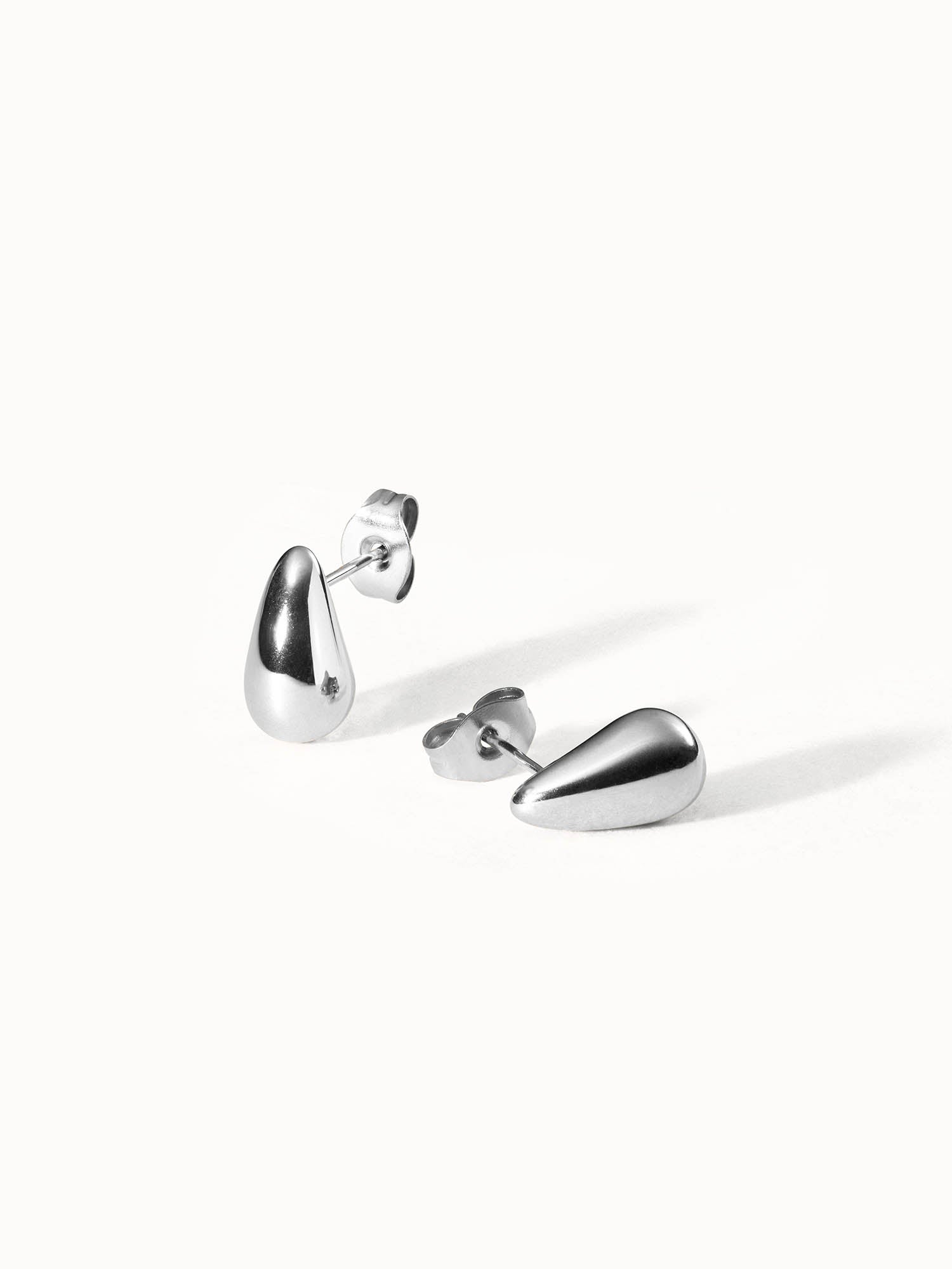 purelei-droplet-ohrringe-ohrstecker-10-8-x-5-7-mm image 6