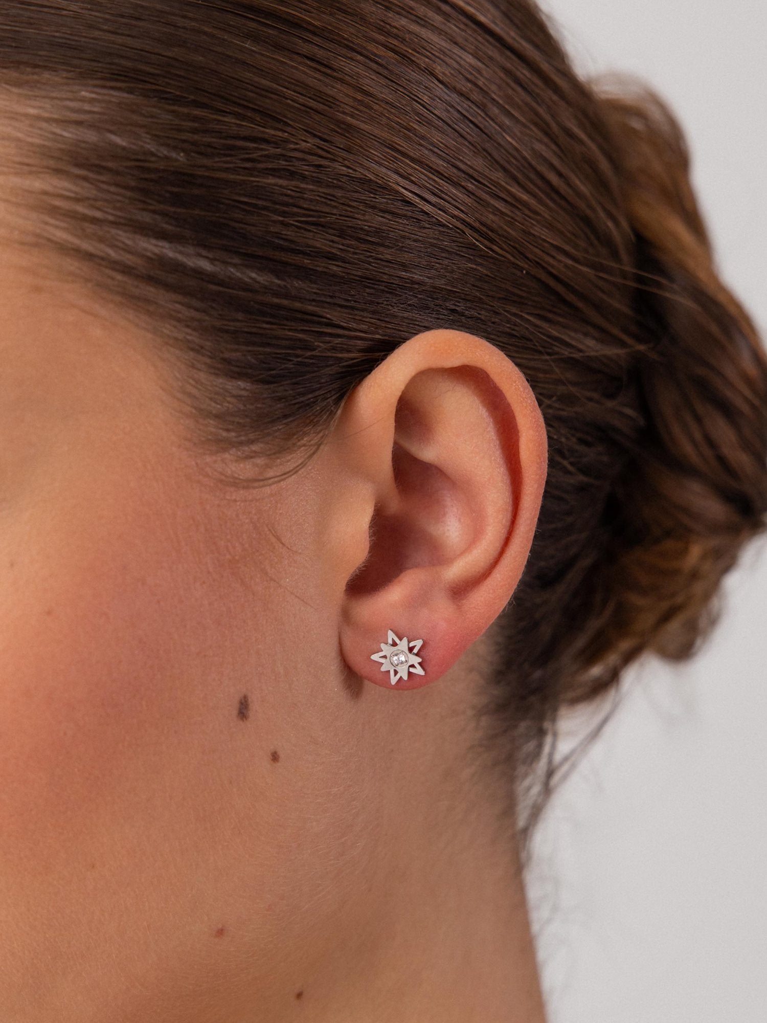 purelei-shining-star-ohrringe-stern-mit-zirkonia-9-mm-stecker image 5