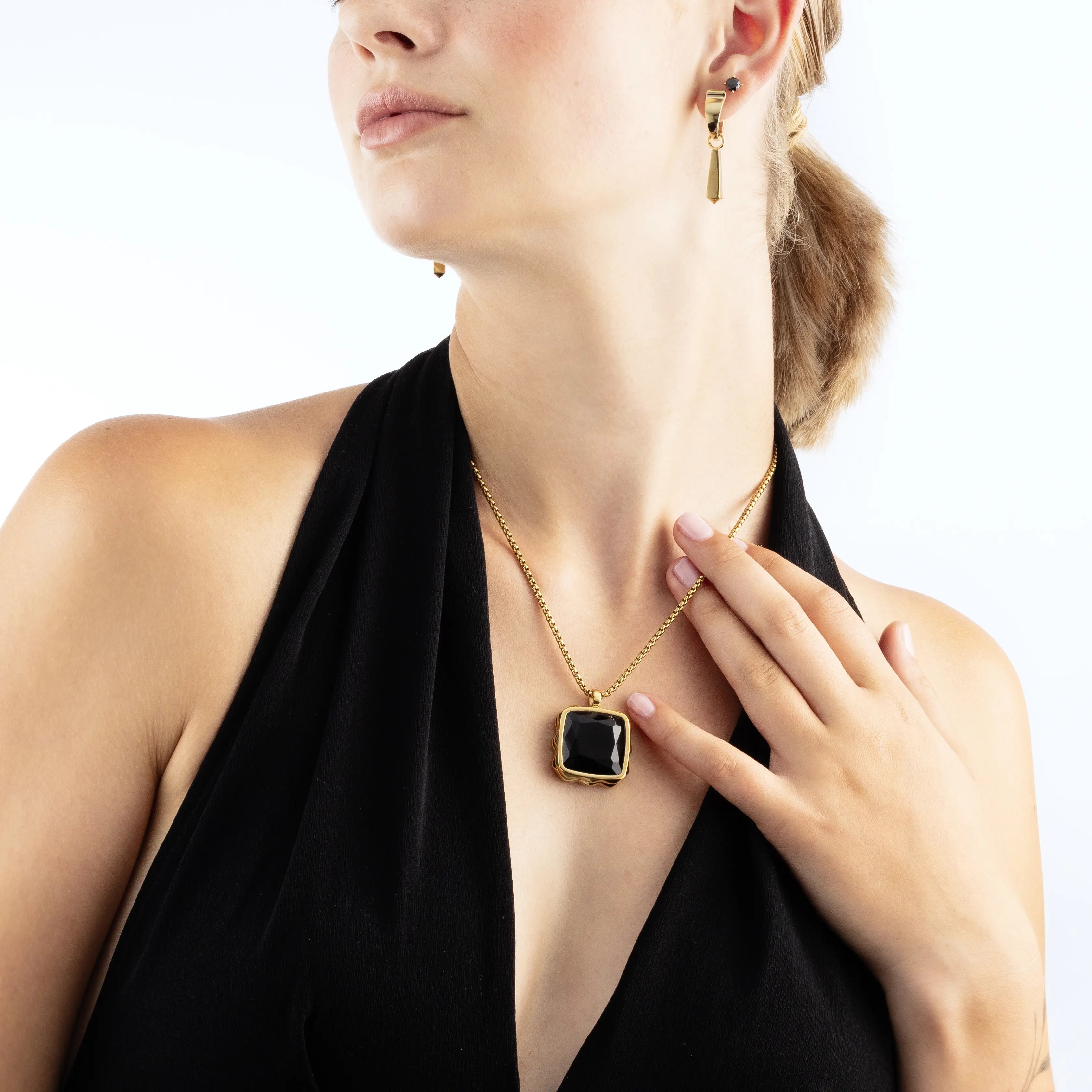 coeur-de-lion-ohrstecker-glam-dot-5-mm-gold-schwarz image 3