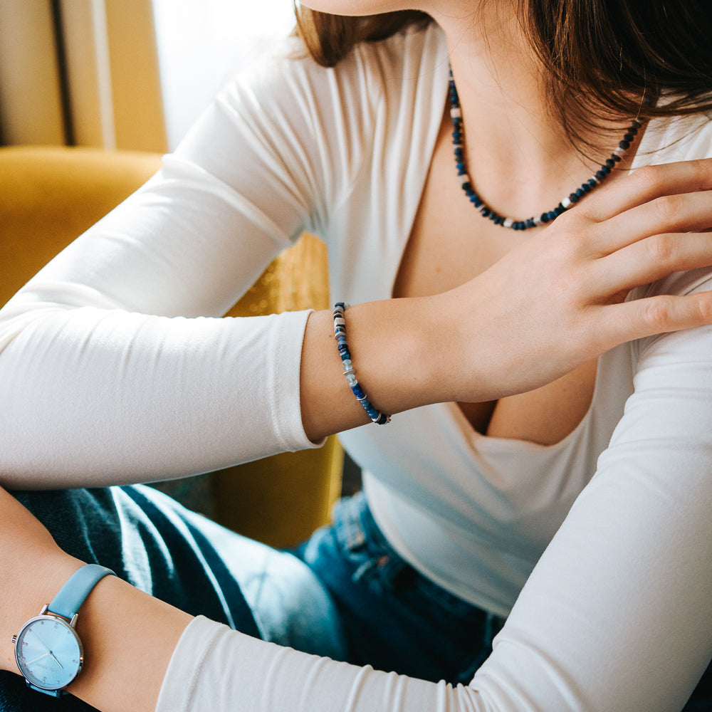 julie-julsen-loving-stones-armband-19-3-cm-mit-blauen-edelsteinen-lapis-aventuri image 2