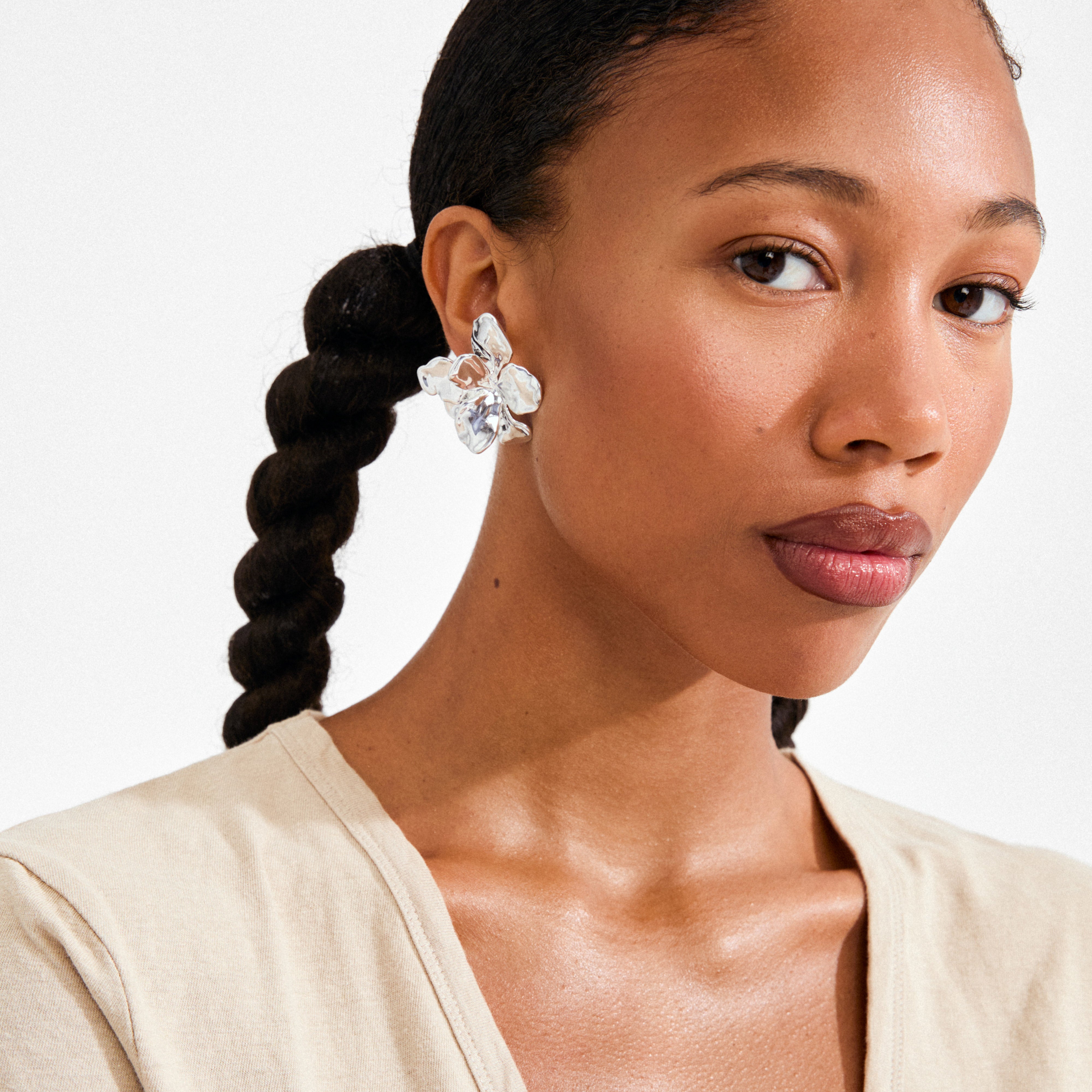 pilgrim-halen-ohrstecker-versilbert-giga-studs-statement image 4