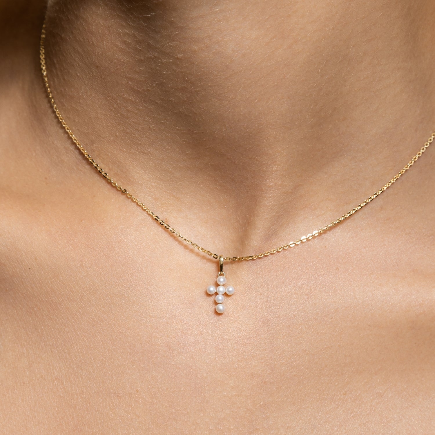 xenox-fine-kreuz-anh-nger-mit-perlen-585-gelbgold image 2
