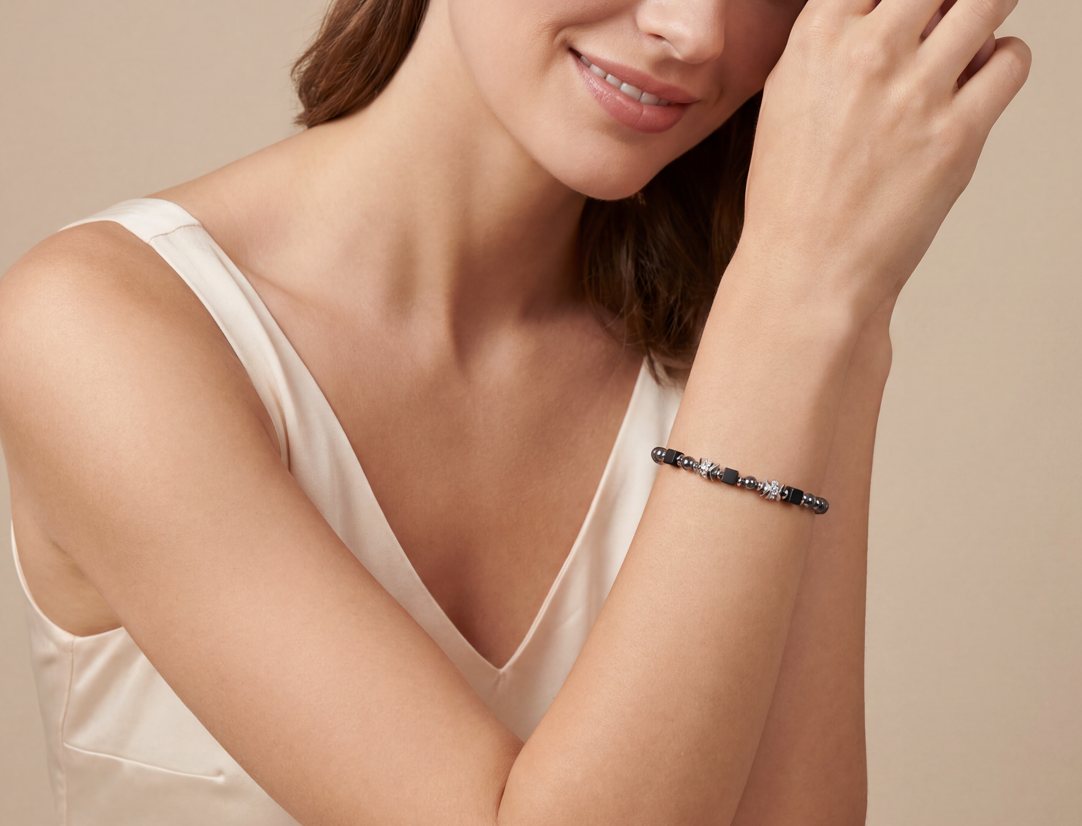coeur-de-lion-beads-pearls-spike-armband-anthracite-mit-swarovski-crystal-pearls image 4