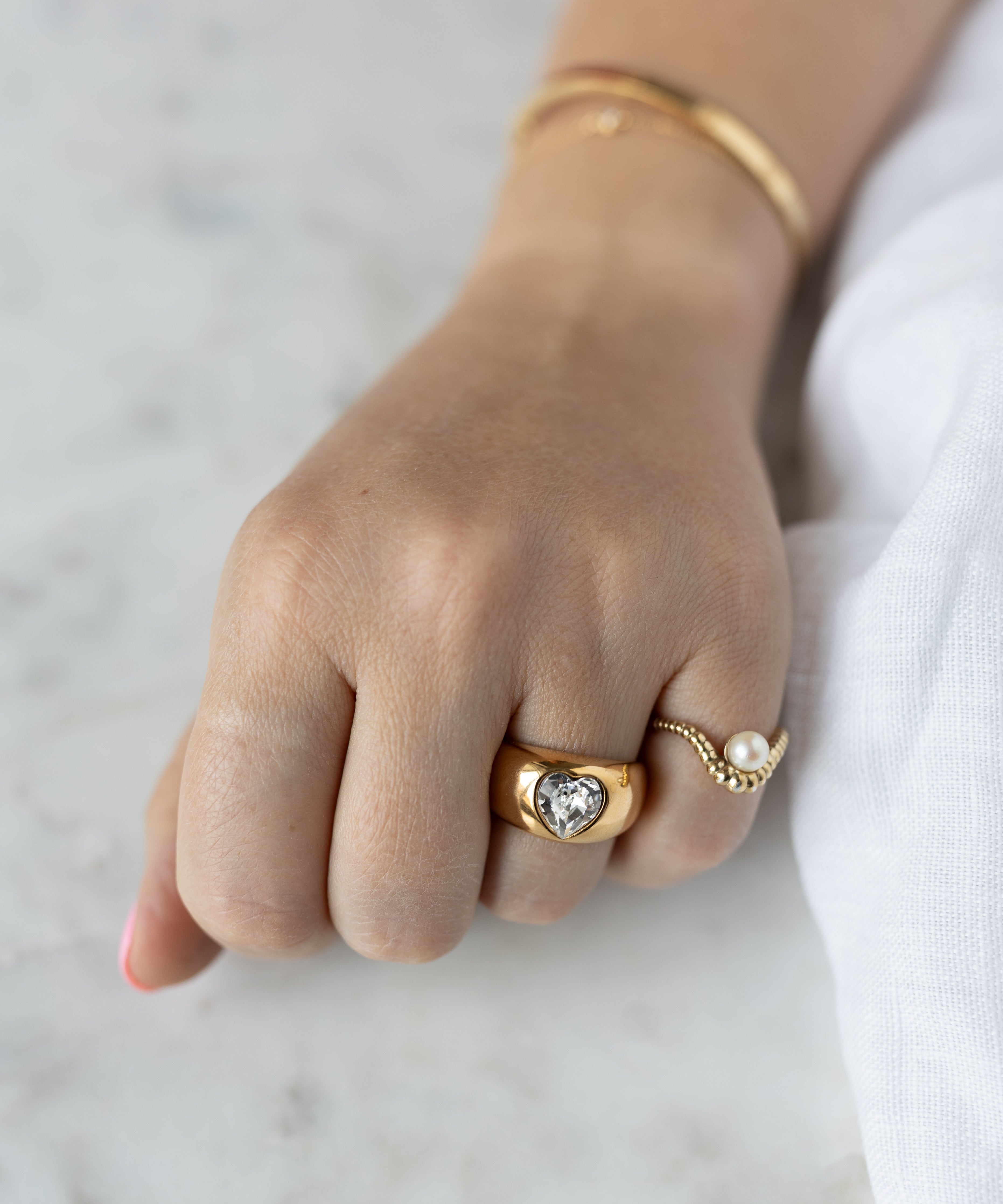 wald-berlin-mom-swarovski-herzring image 2