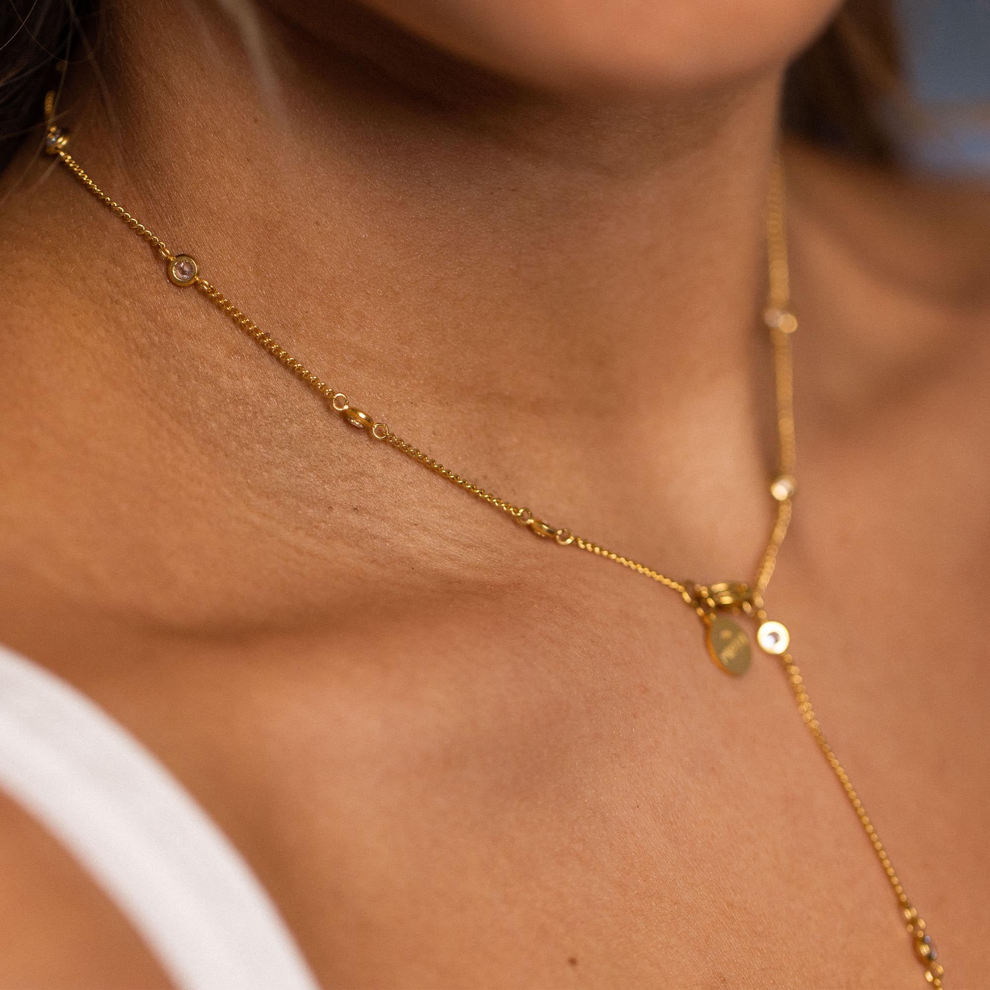 purelei-spotlight-kette-verstellbare-y-kette-mit-zirkonia image 4