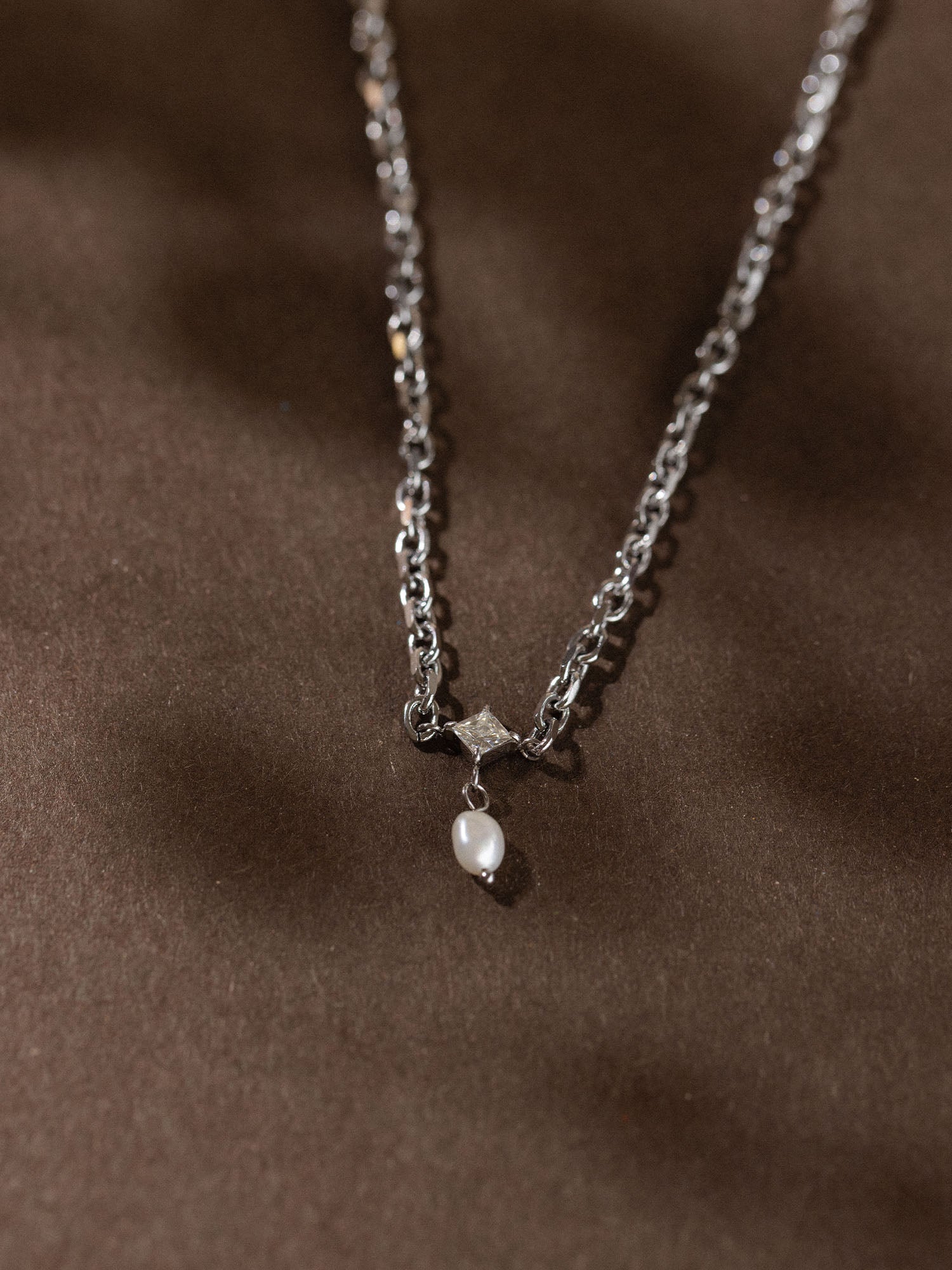 purelei-create-moments-kette-zirkonia-s-wasserperle-verstellbar image 8