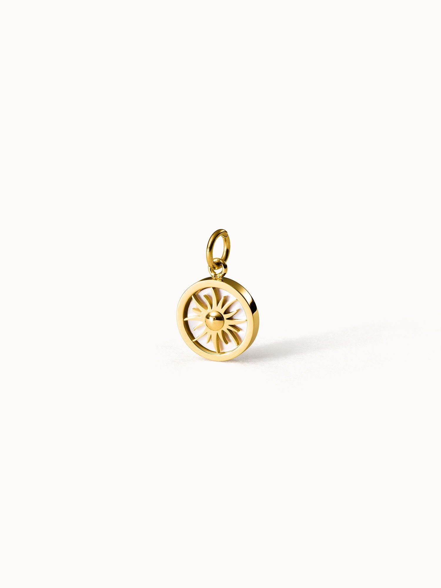 purelei-sun-charm-sonnen-anh-nger-mit-perlmutteinlage image 1