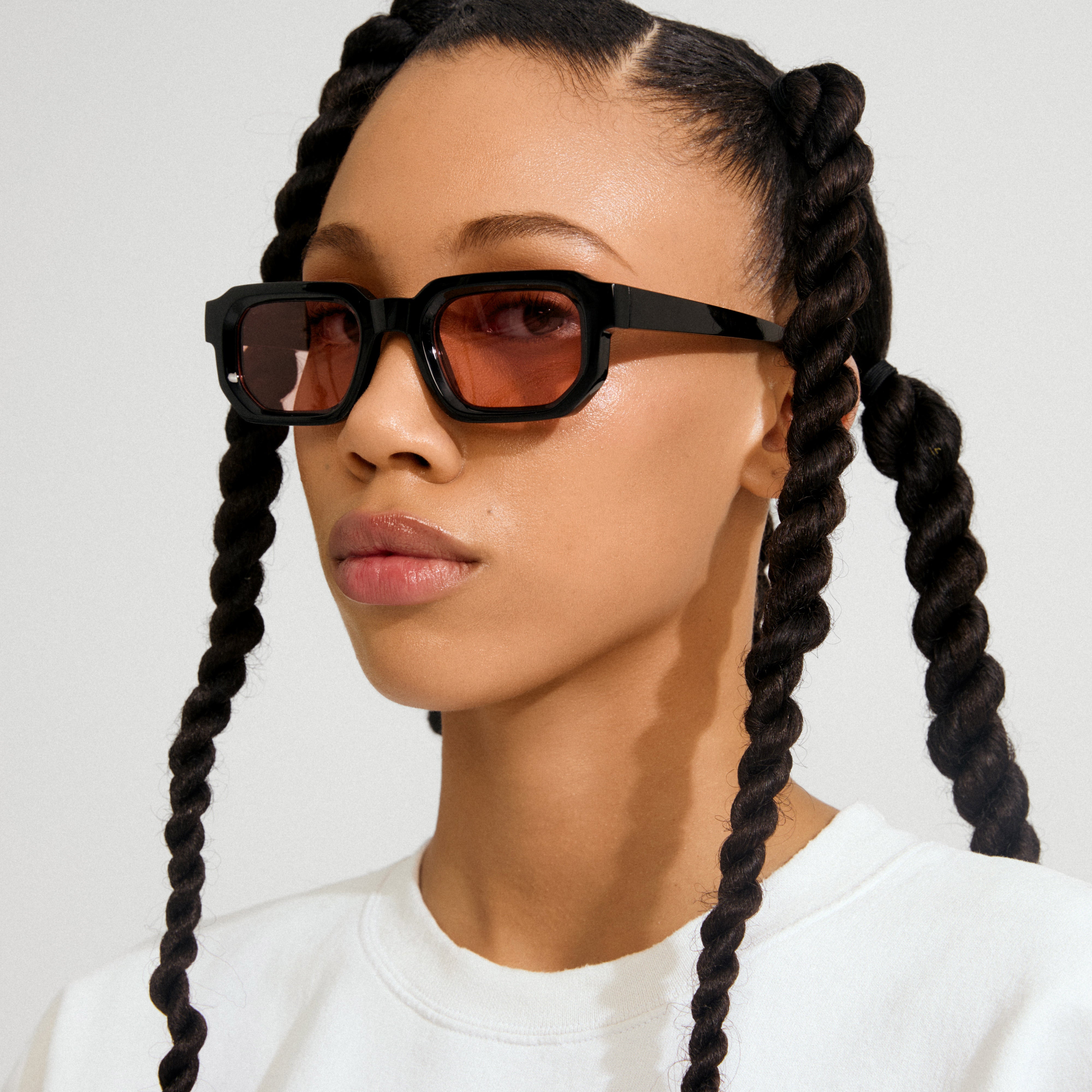 pilgrim-austen-sonnenbrille-schwarz-mit-rosa-gl-sern image 3