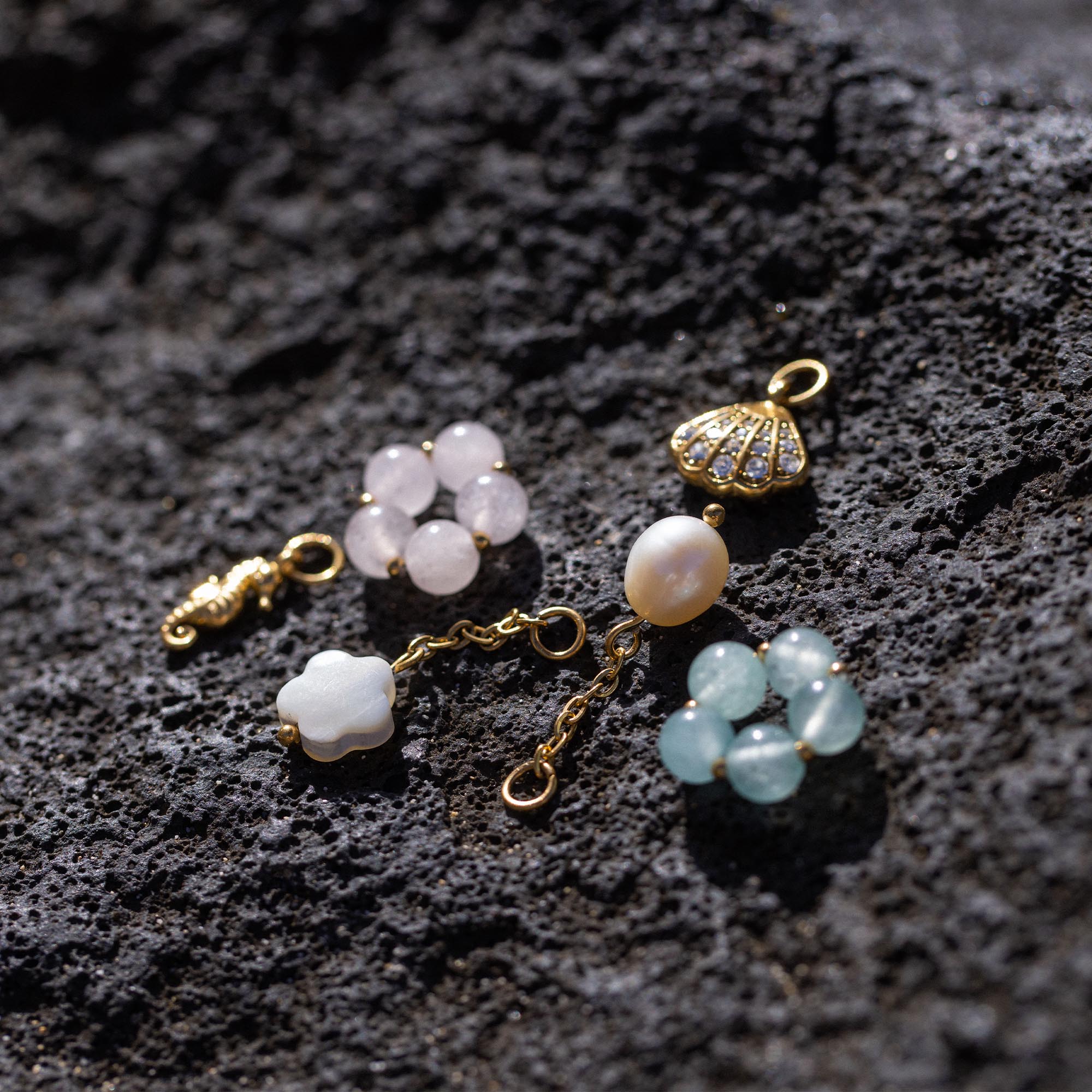 purelei-glitter-shell-charm-muschel-charm-anh-nger-mit-zirkonia-13-mm image 4