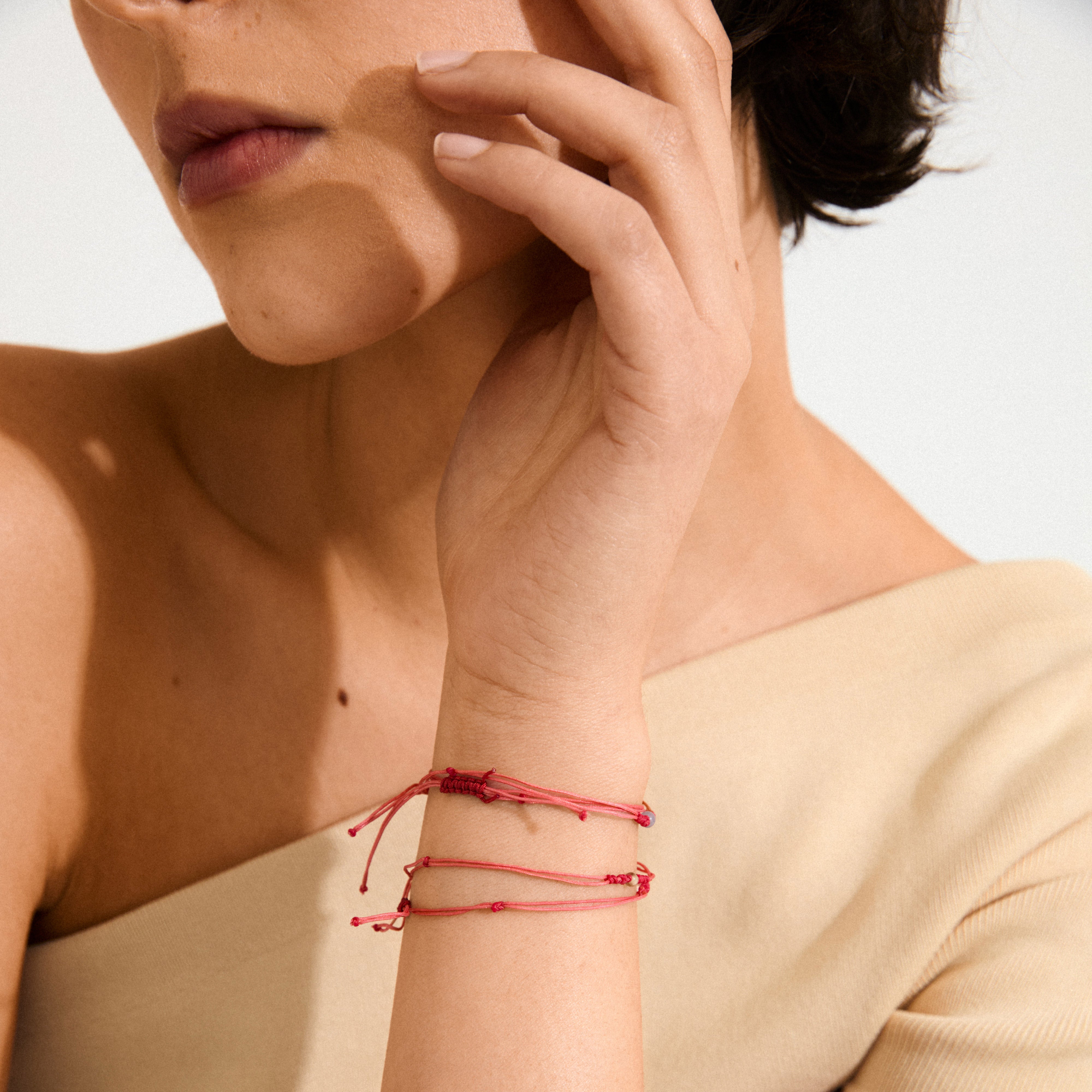 pilgrim-april-geburtsstein-armband-bergkristall-rotes-band image 7
