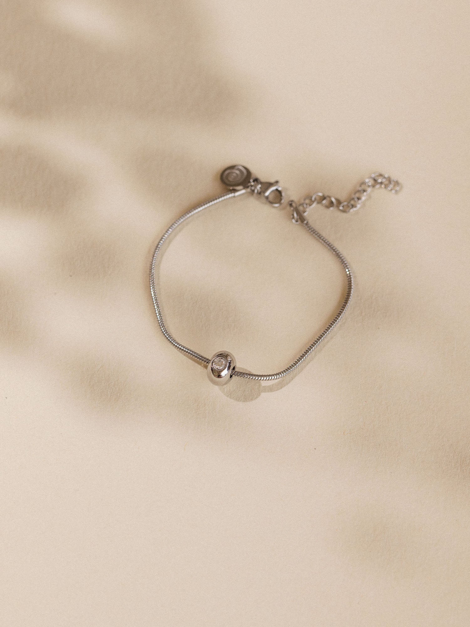 purelei-embrace-beauty-armband-schlangenkette-16-20-cm-mit-zirkonia-kugel image 7