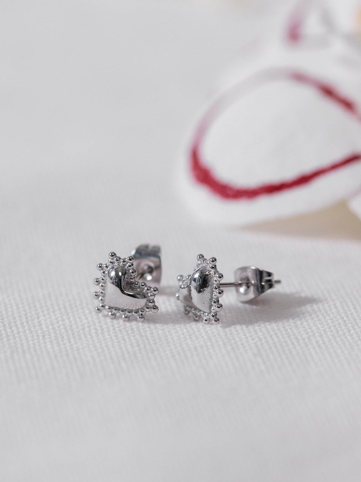 purelei-delicate-heart-ohrringe-herz-ohrstecker image 8