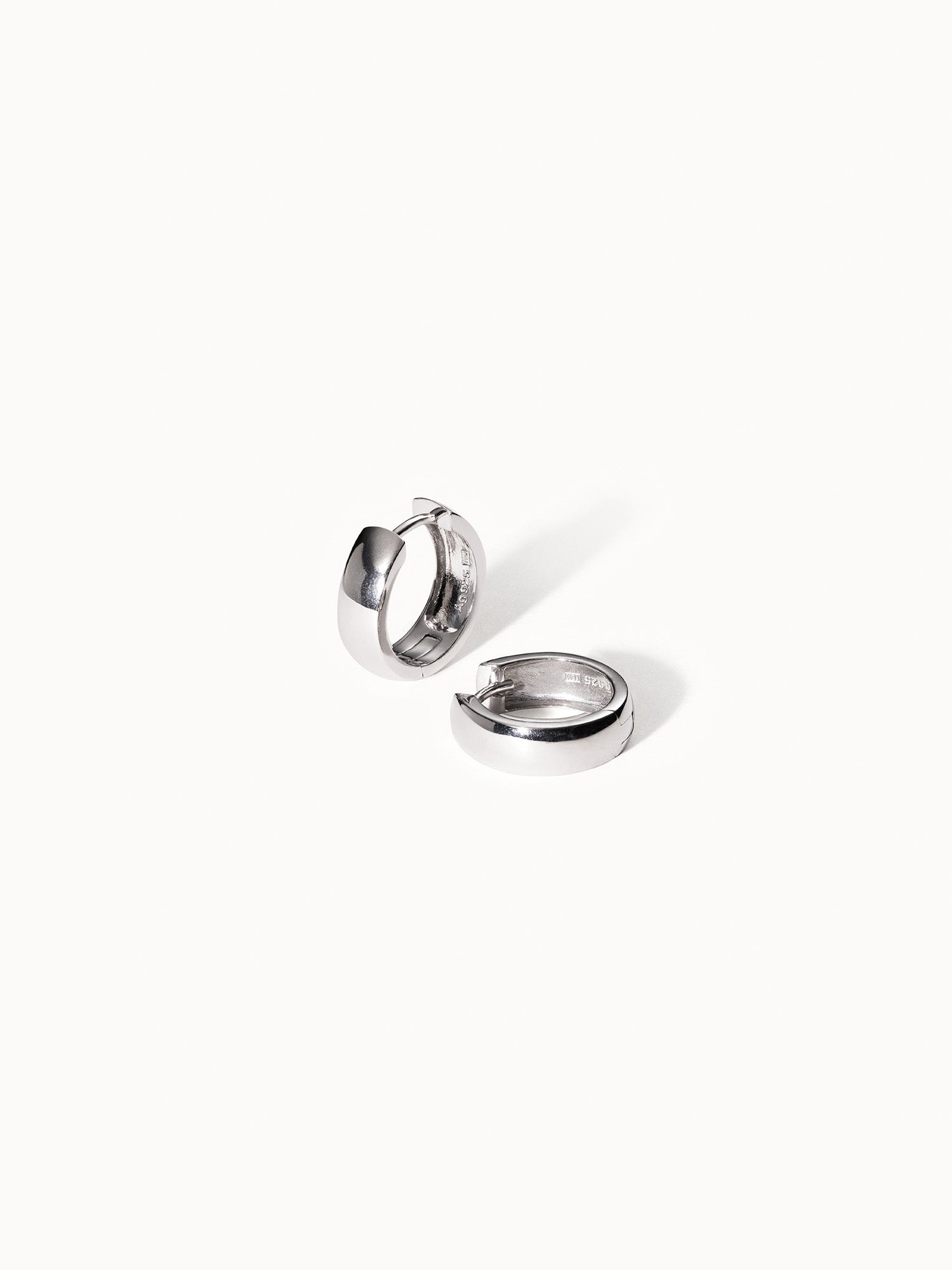 purelei-essence-ohrringe-925-sterlingsilber-creolen-16-5-mm image 1