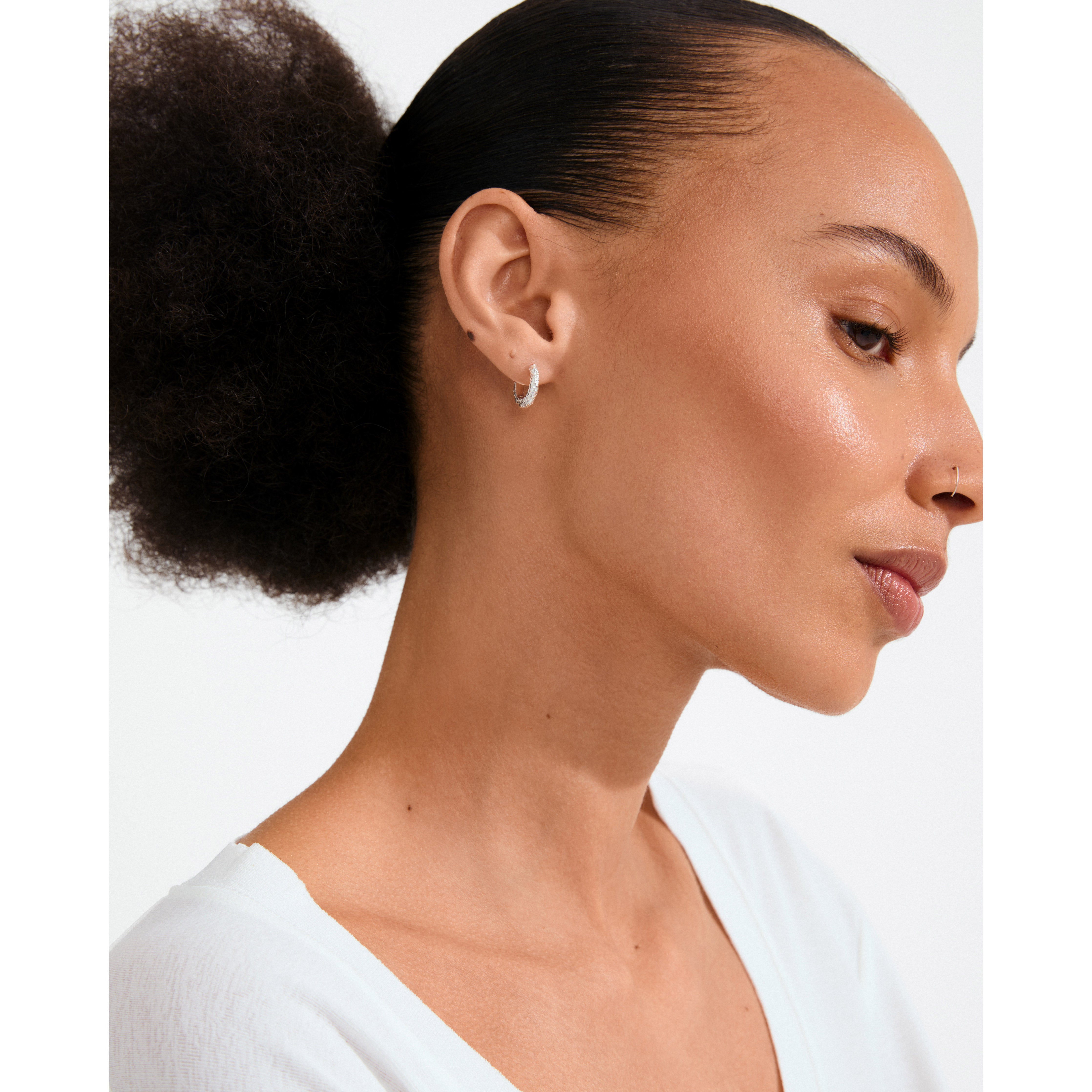 pilgrim-xdea-etch-hoop-01-single-creole-14-mm-aus-recyceltem-sterlingsilber image 2