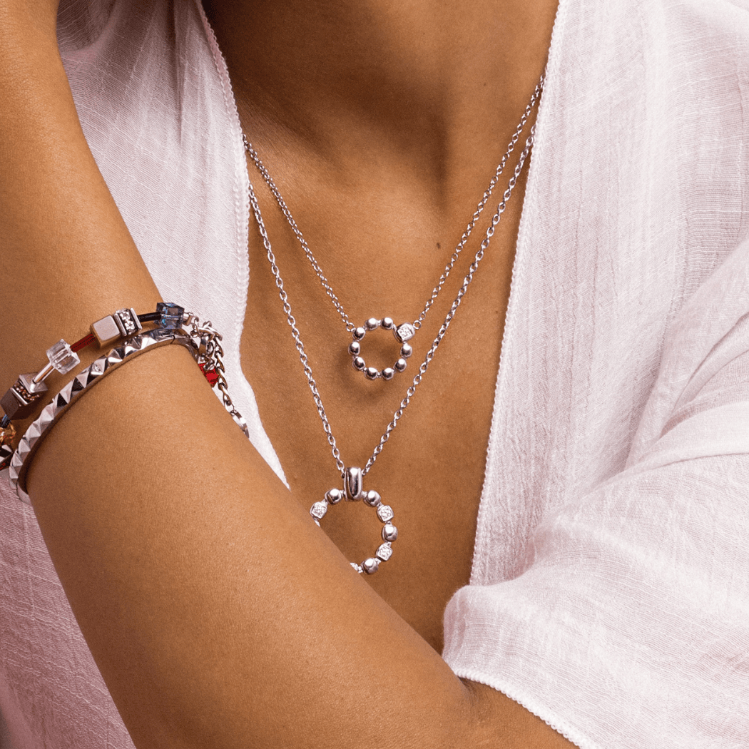 coeur-de-lion-small-soft-cube-circle-glow-halskette-silber-mit-zirkonia-18-mm-kr image 4