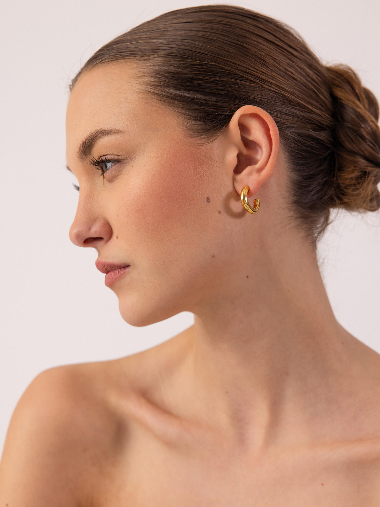 purelei-movement-ohrringe-creolen-20-mm-in-gold-silber-ros-gold image 3