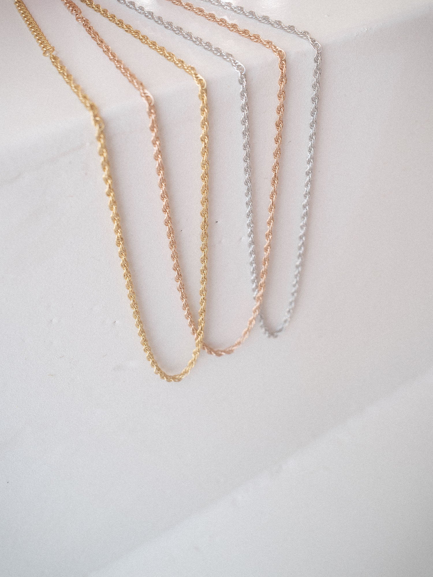 purelei-fine-vintage-kette-gedreht-40-45-cm-aus-edelstahl-vergoldet image 8