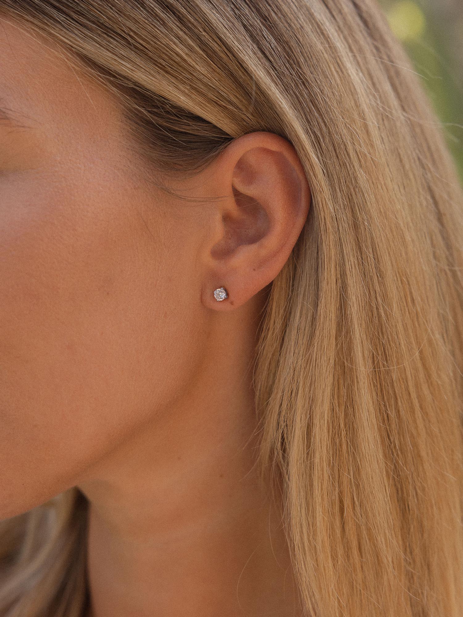 purelei-pristine-ohrringe-klein-ohrstecker-mit-zirkonia-4-mm-in-gold-silber-ros- image 6