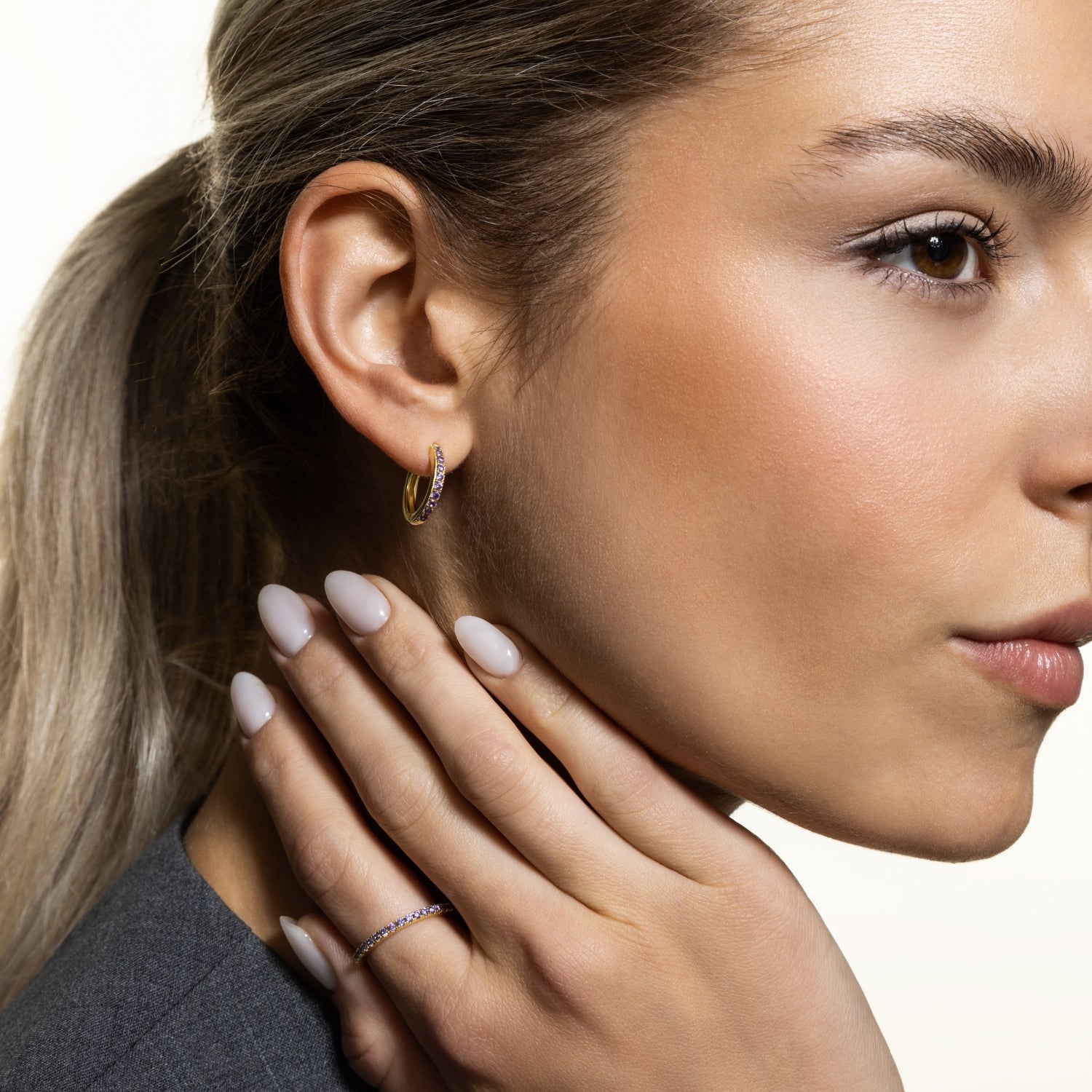 xenox-grace-ring-925-sterlingsilber-18k-vergoldung-mit-lila-zirkonia image 3