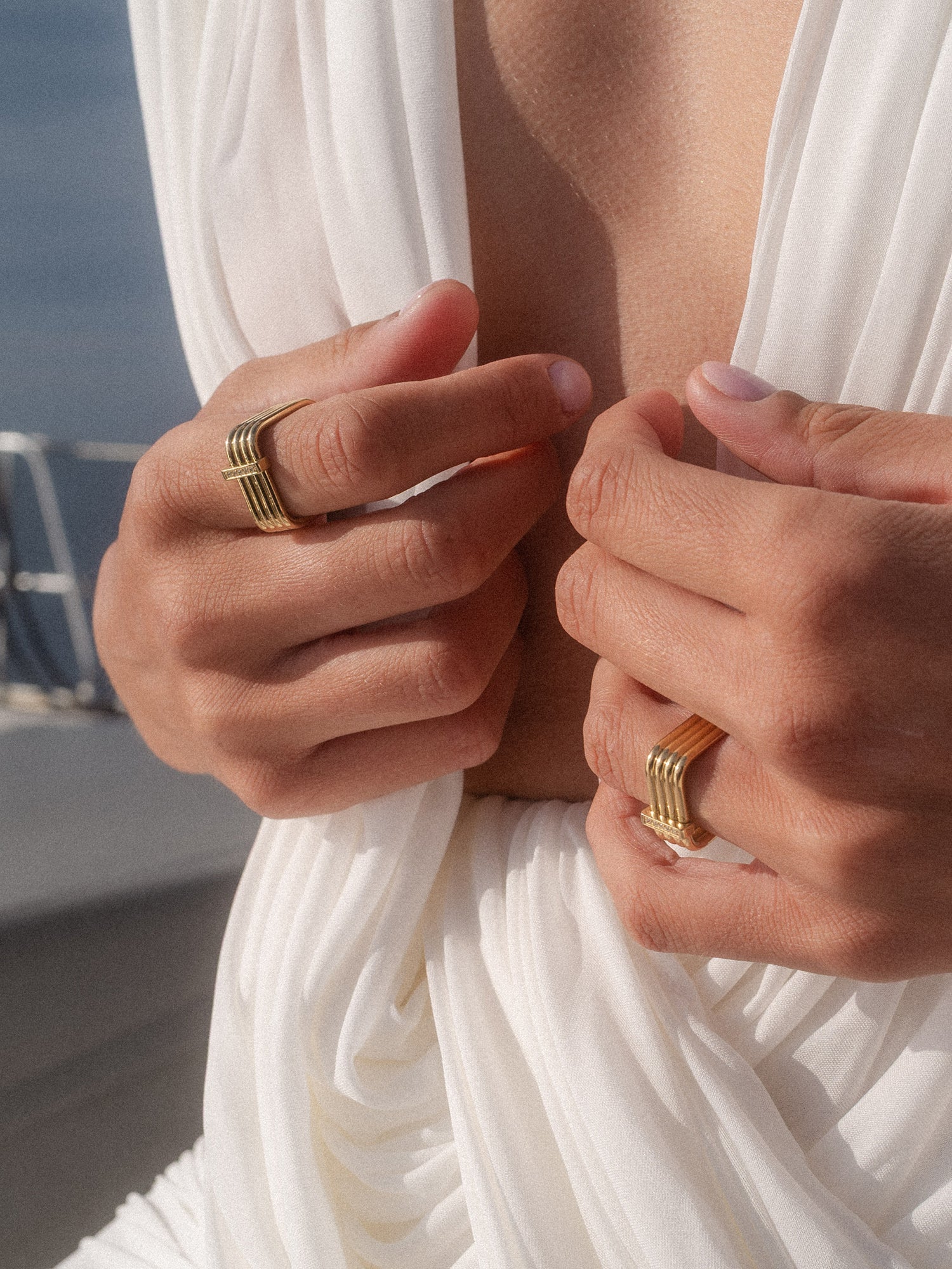 purelei-soft-glow-ring-gestapelter-zirkonia-ring-8-mm-breit image 3