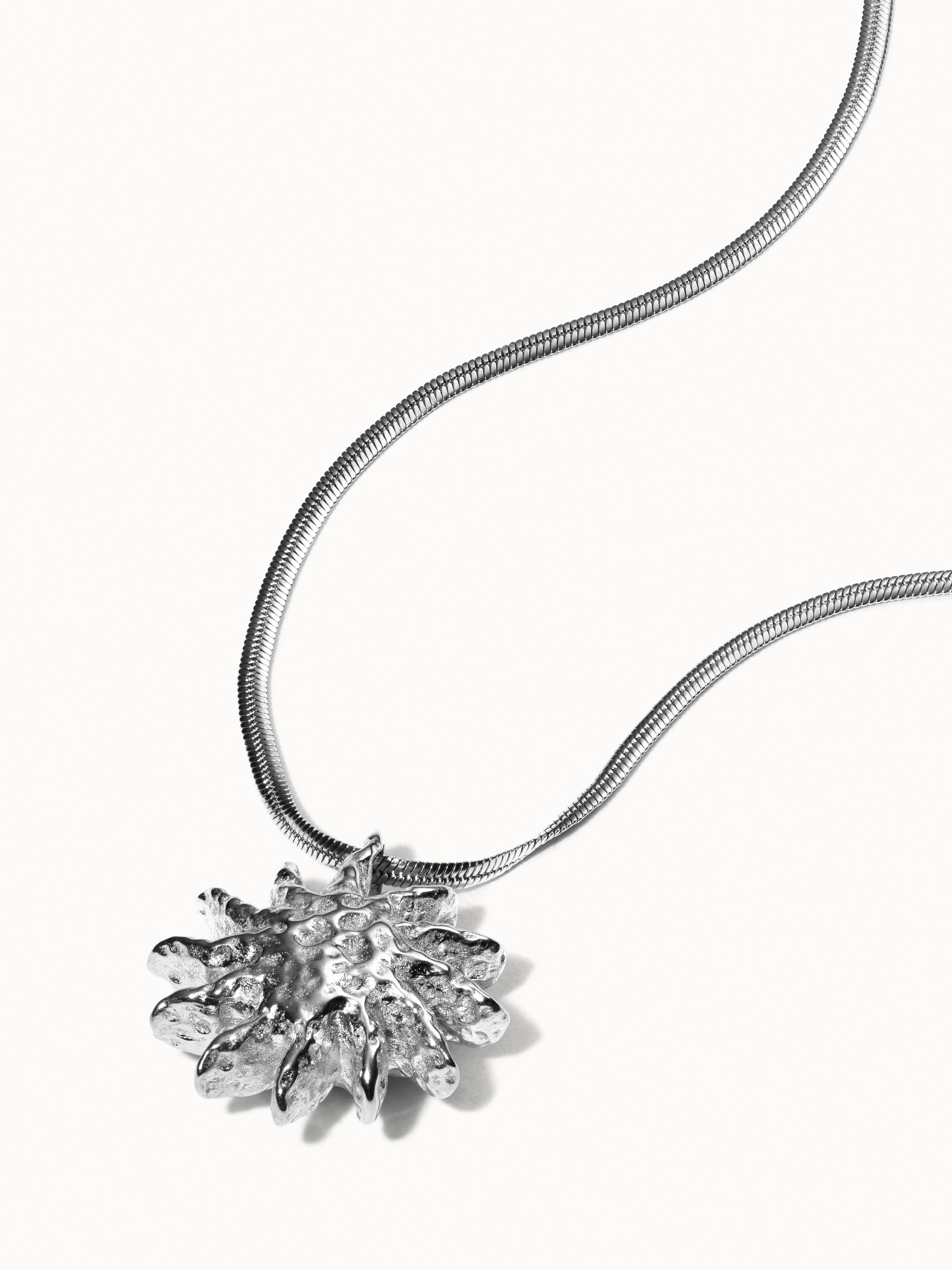 purelei-iconic-sun-kette-sonnen-anh-nger-kette image 6
