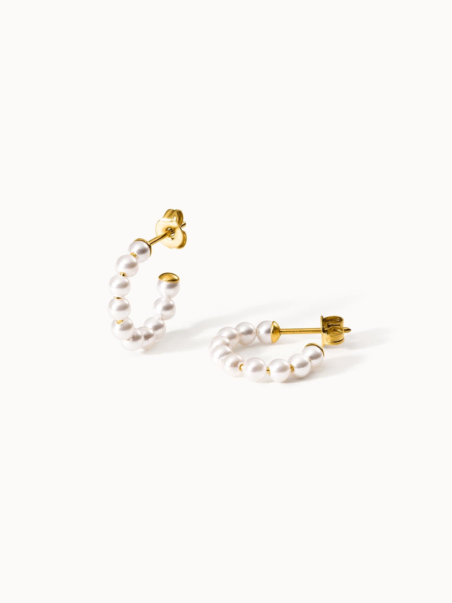 purelei-pure-soul-via-kollektion-creolen-ohrringe-mit-seashell-perlen image 1