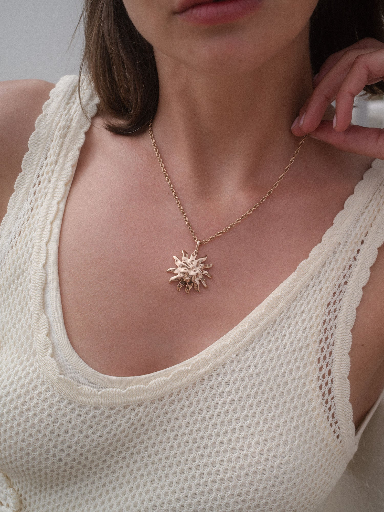 purelei-iconic-sun-charm-sonnen-anh-nger-gro image 7