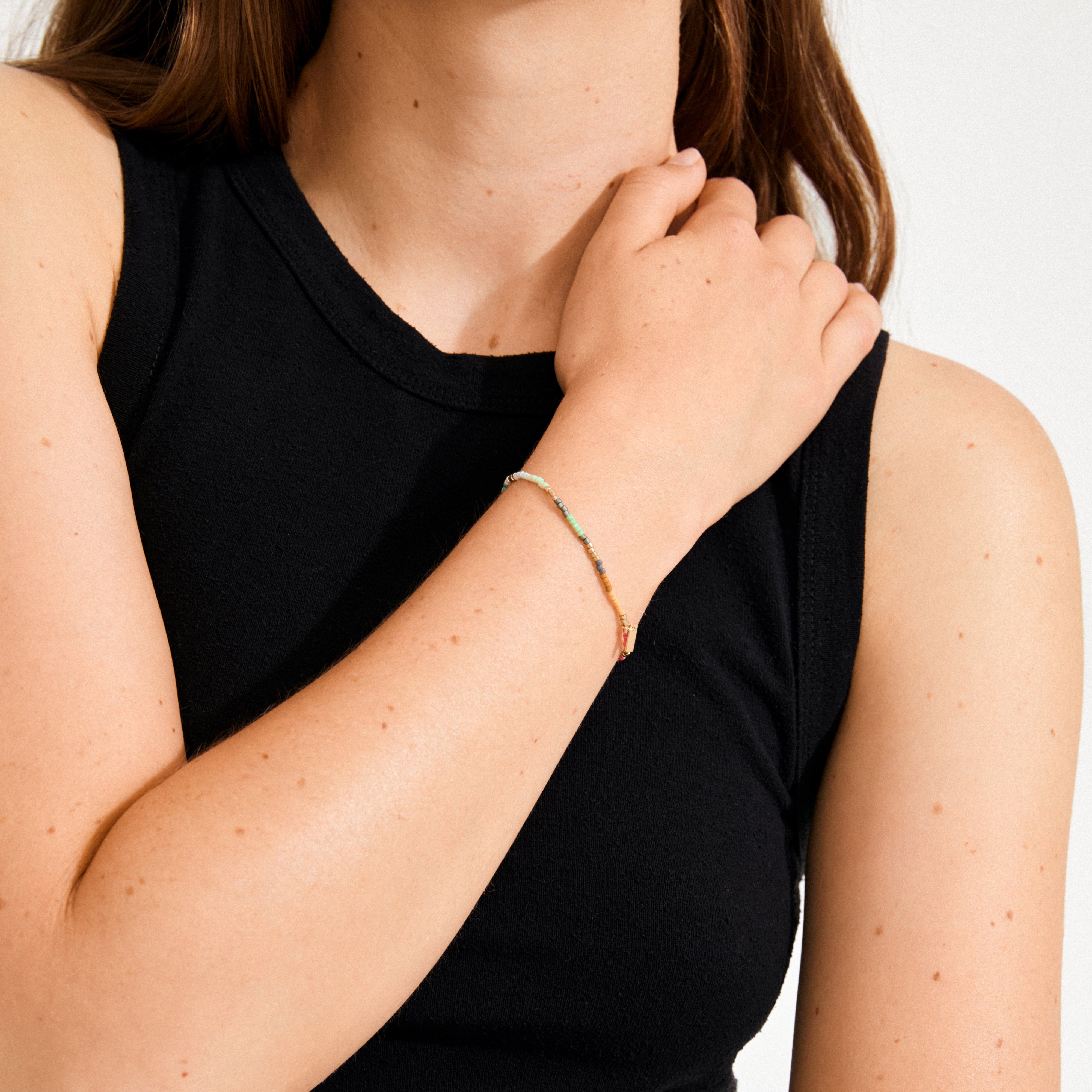 pilgrim-alison-armband-bunt-goldplattiert-stretch-17-cm image 3