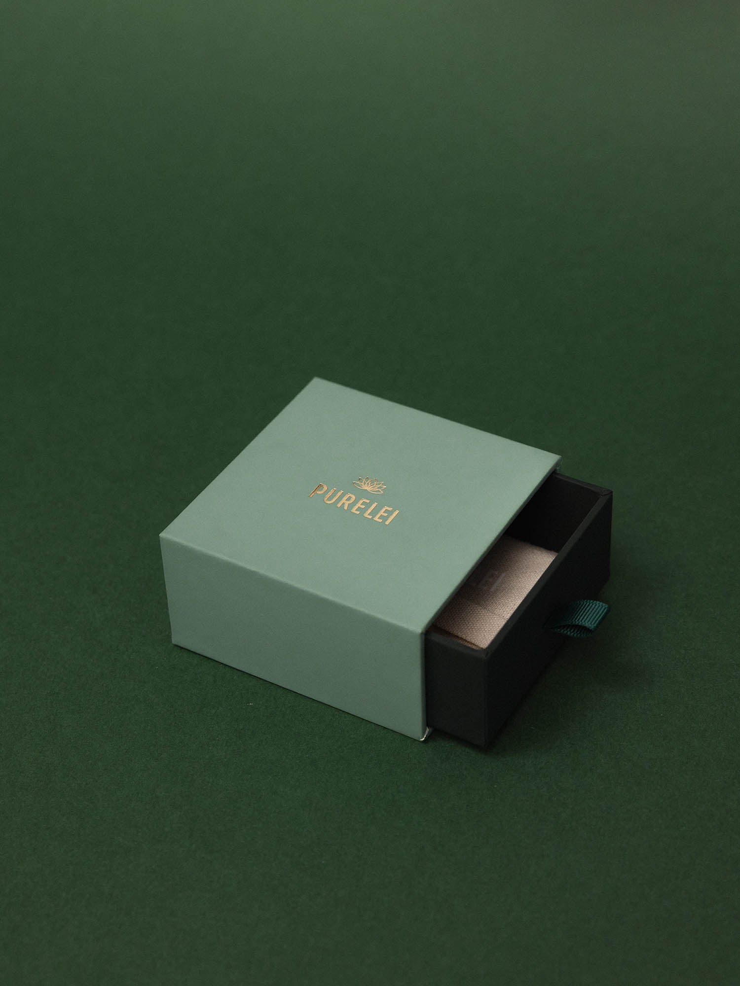 purelei-geschenkverpackung-schmuckbox-mit-schiebe-detail image 8